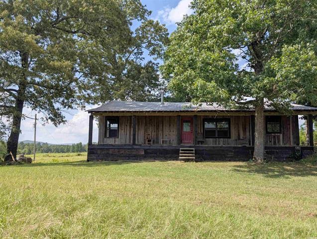 Unk  Lowrie Loop  Smithville, OK