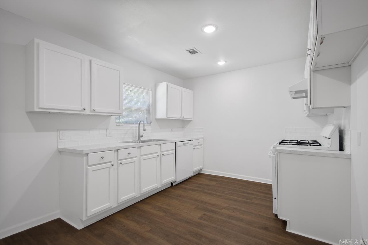 305 E Valentine  Jacksonville, AR
