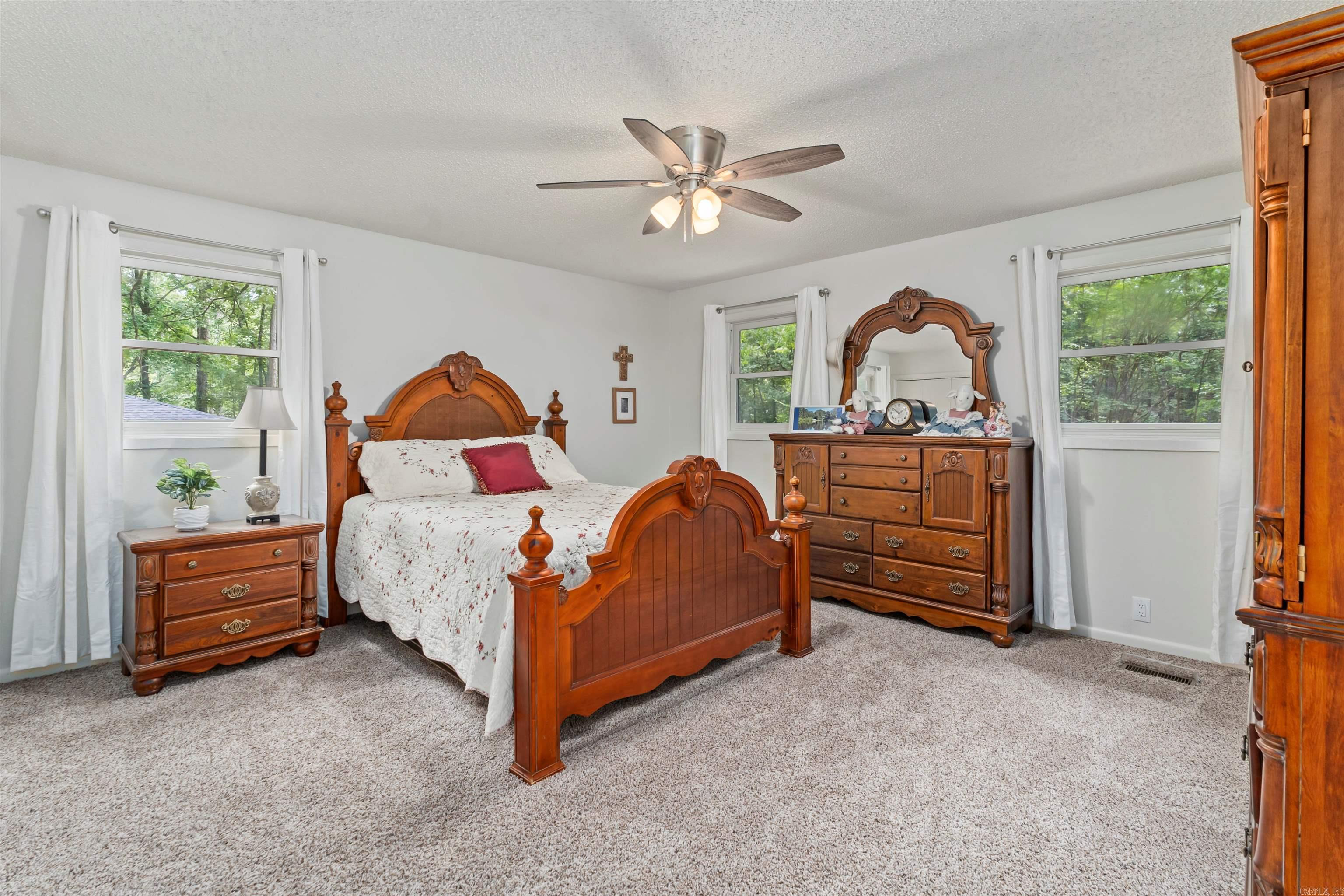 8 Larraga Way Hot Springs Village, AR 71909-2501