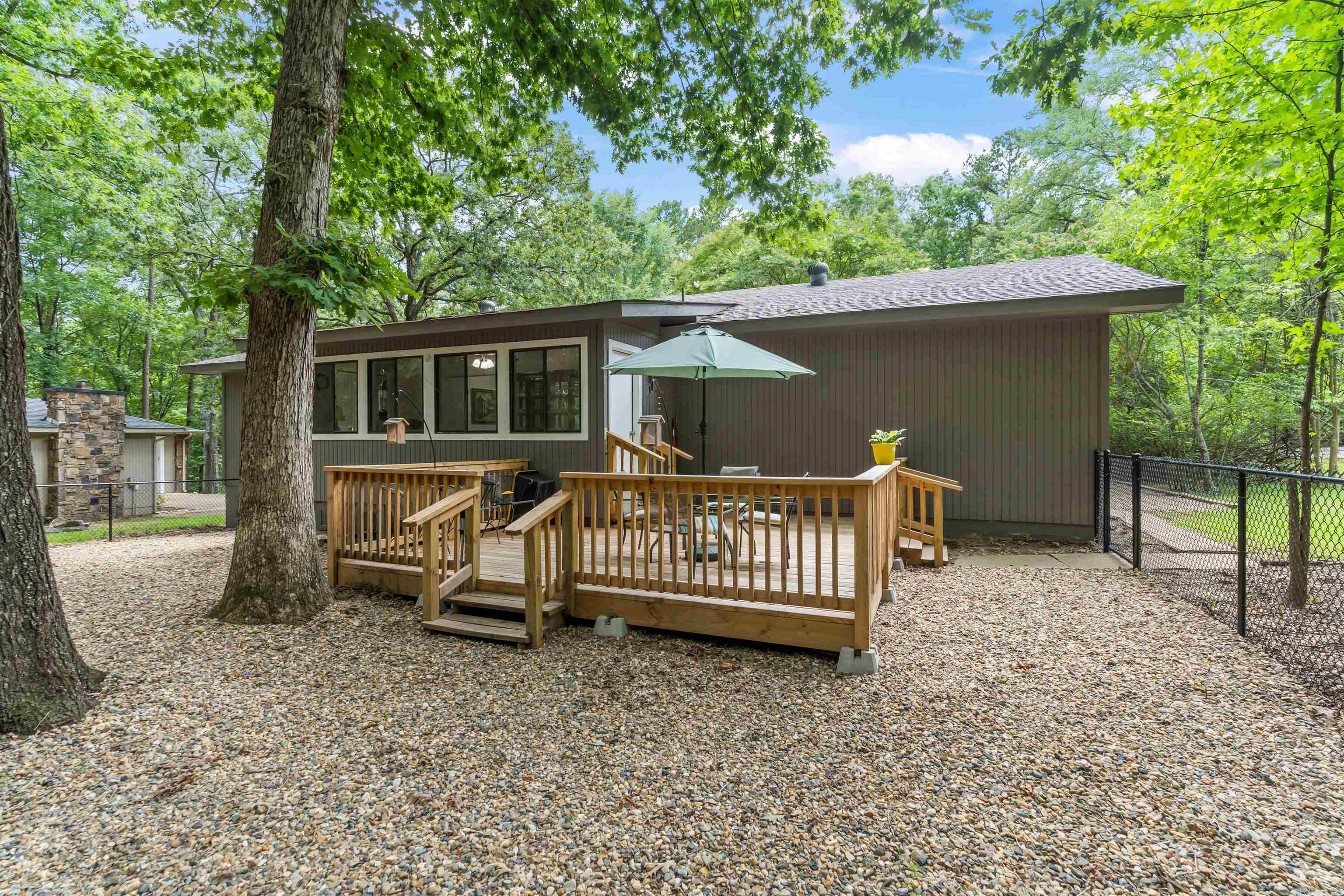 8 Larraga Way Hot Springs Village, AR 71909-2501
