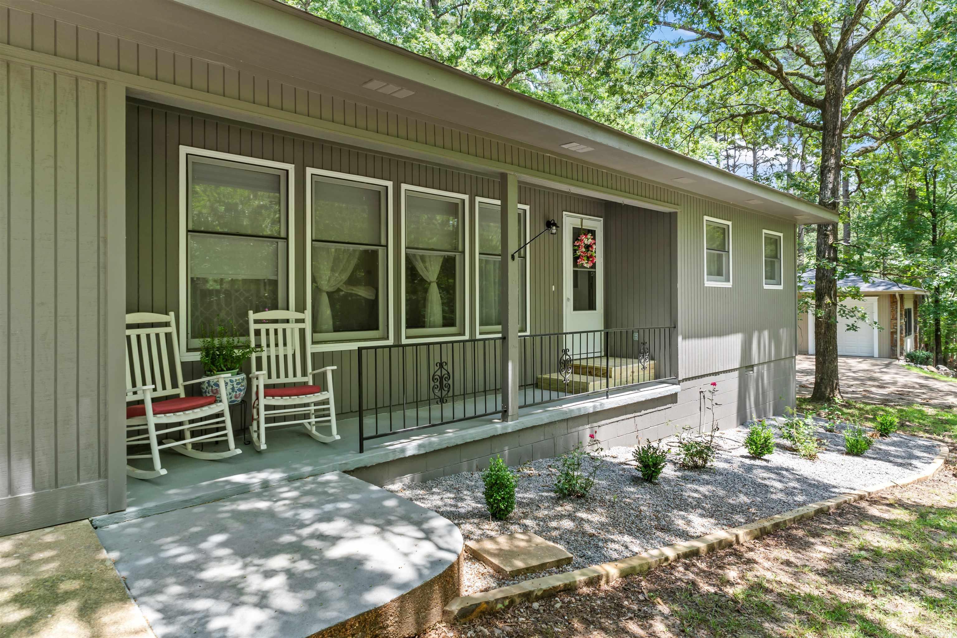 8 Larraga Way Hot Springs Village, AR 71909-2501