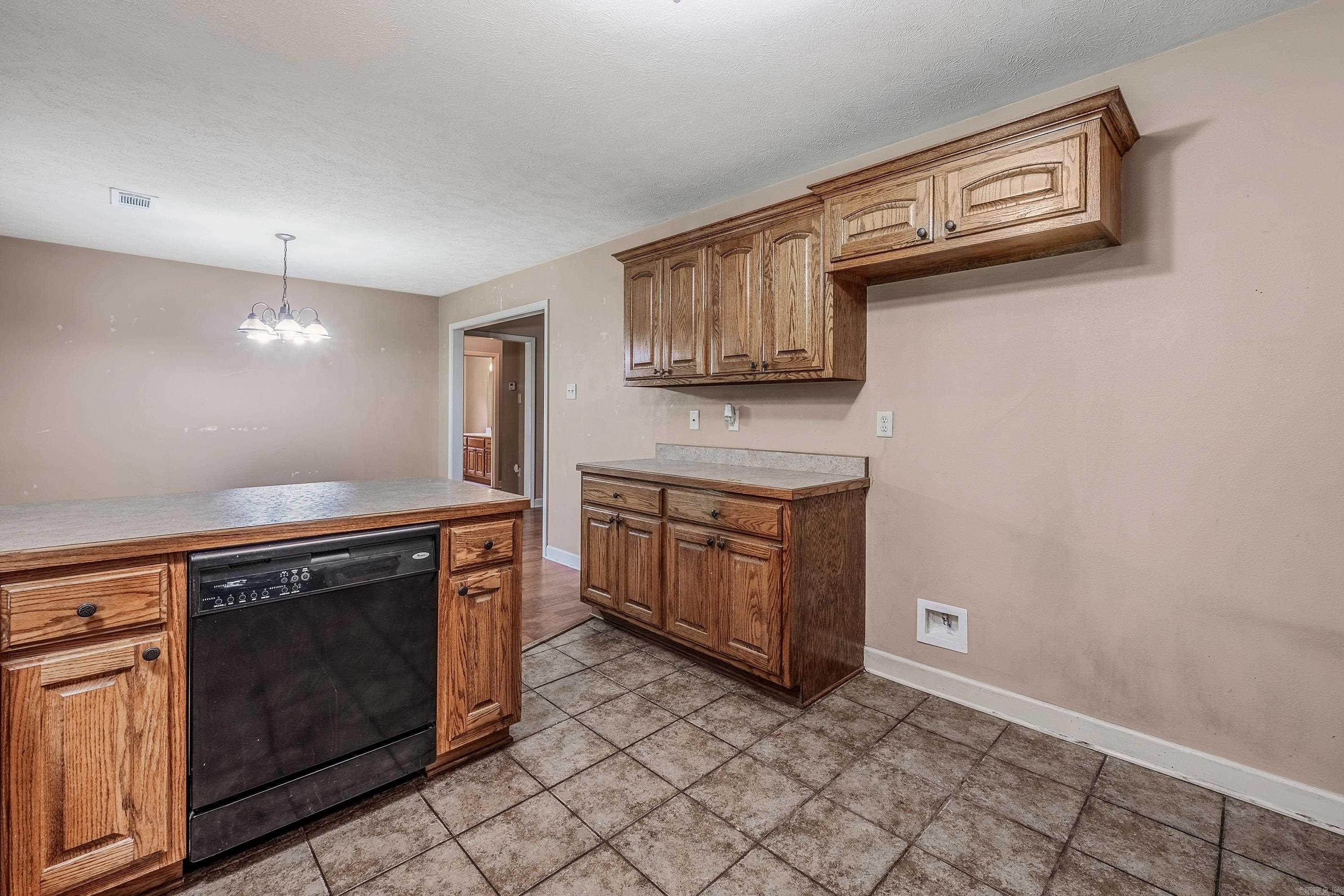 23 Arnoldsburg Conway, AR 72032