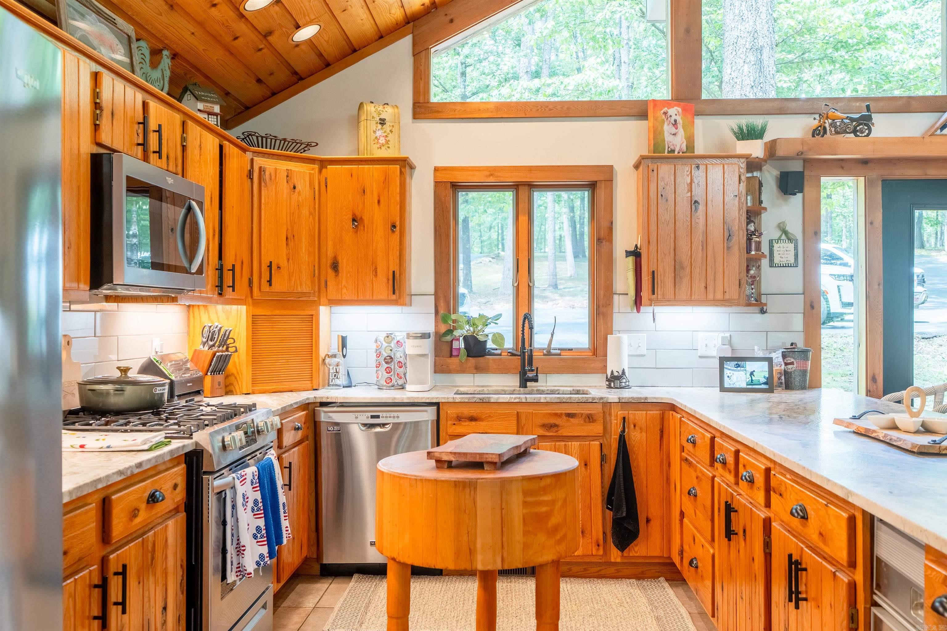 150 Island Shores Drasco, AR 72530