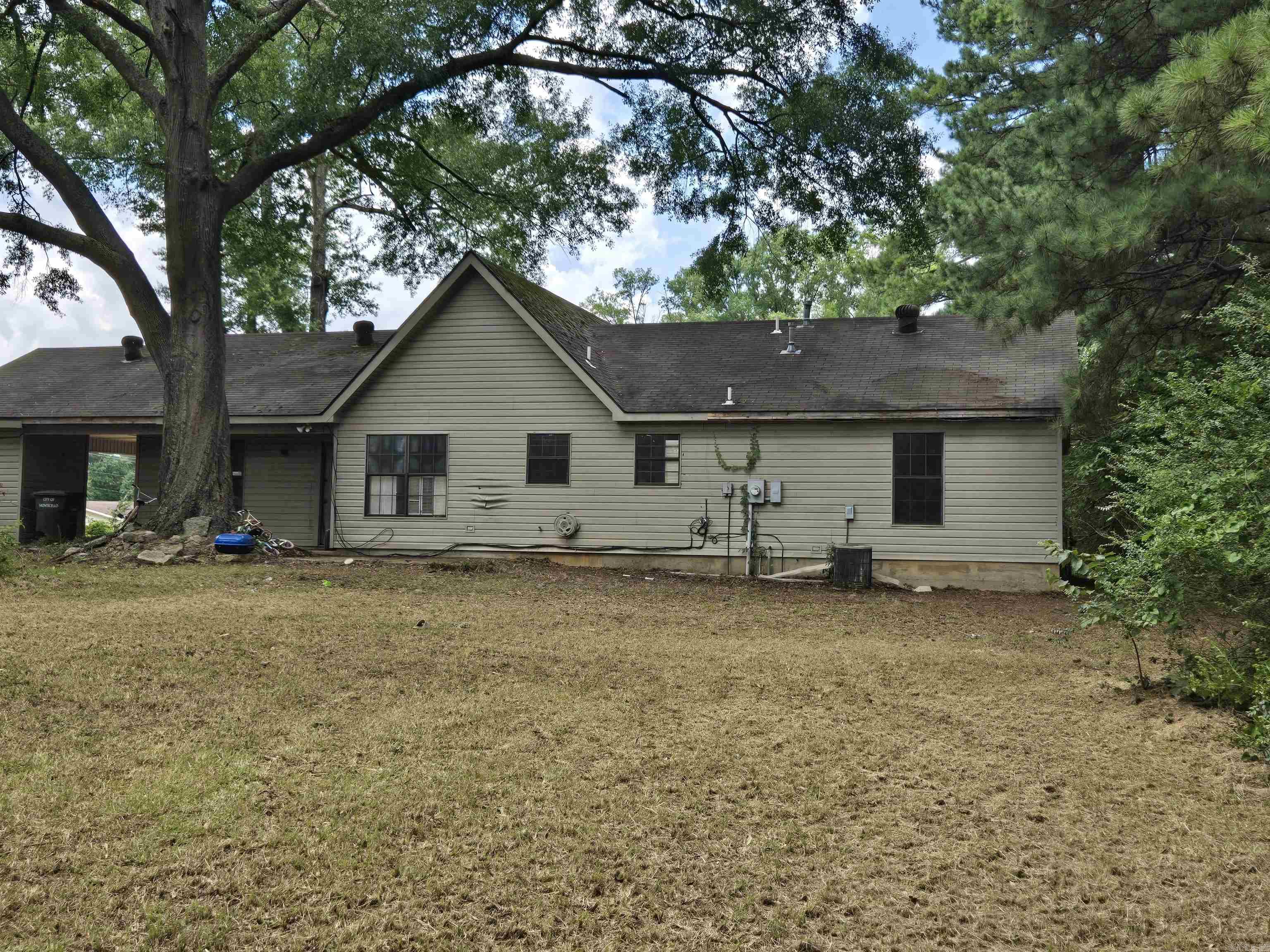 122 Circle Acres Dr Monticello, AR 71655
