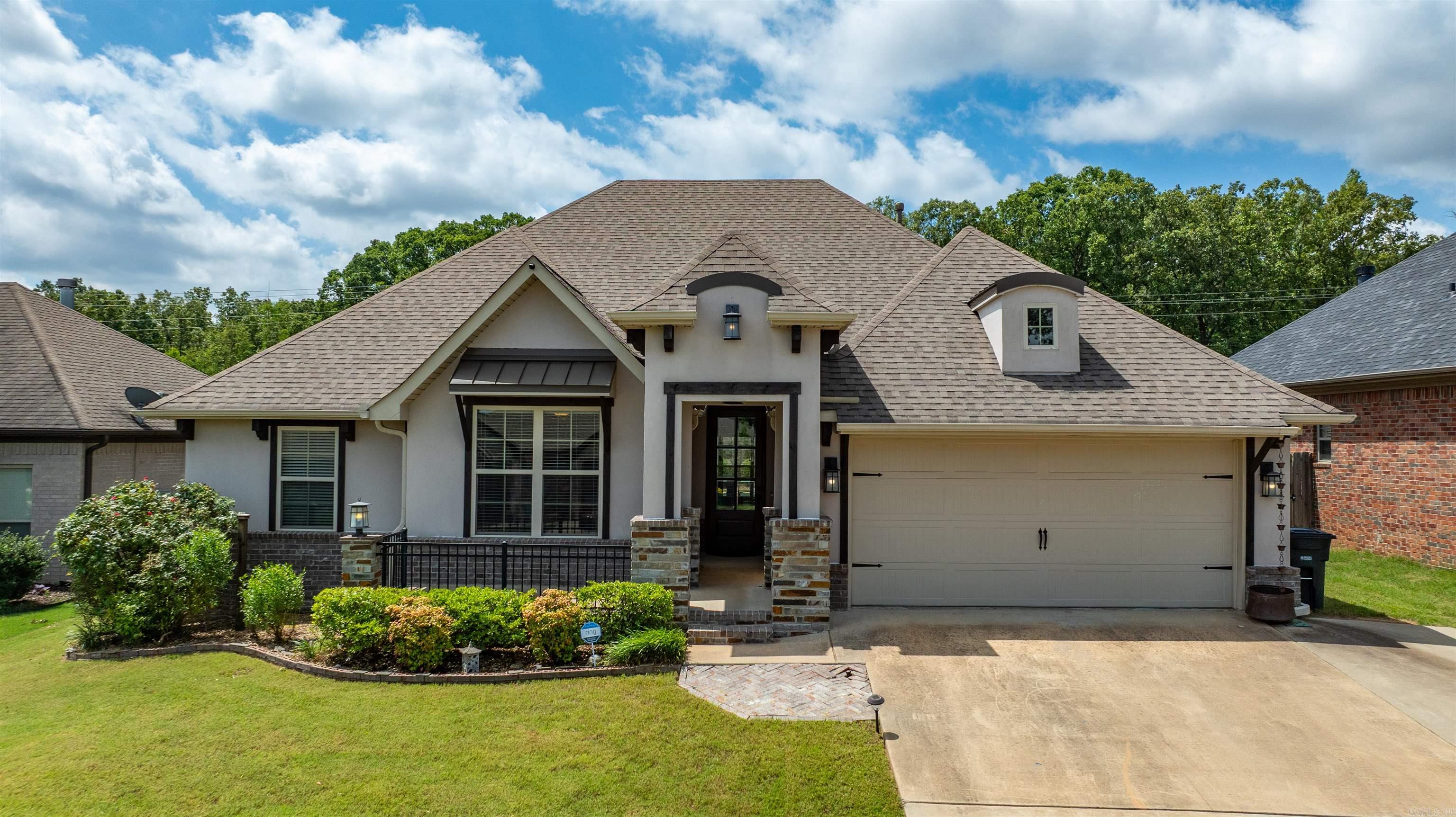 9233 Meadow Gardens Circle Sherwood, AR 72120