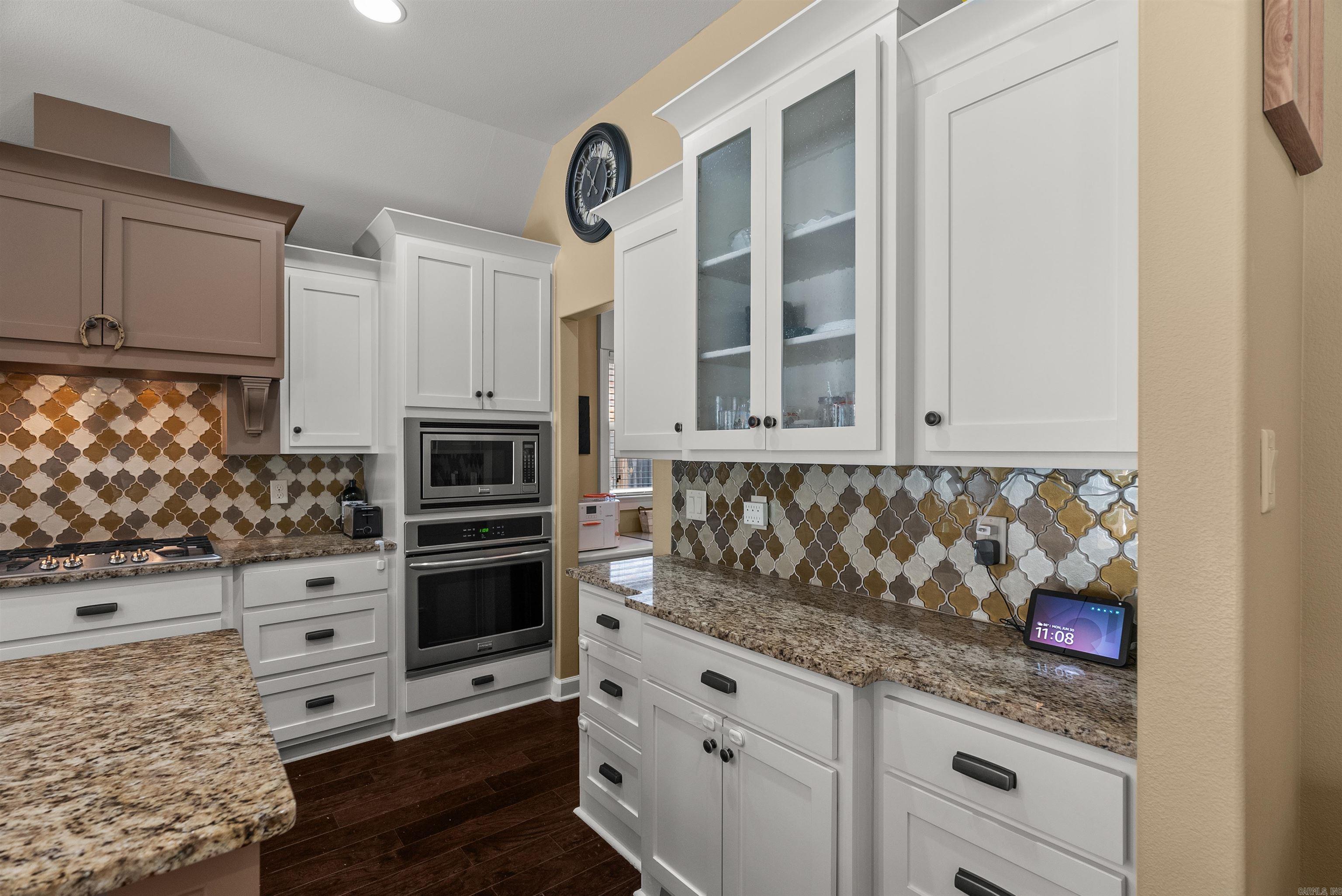 9233 Meadow Gardens Circle Sherwood, AR 72120