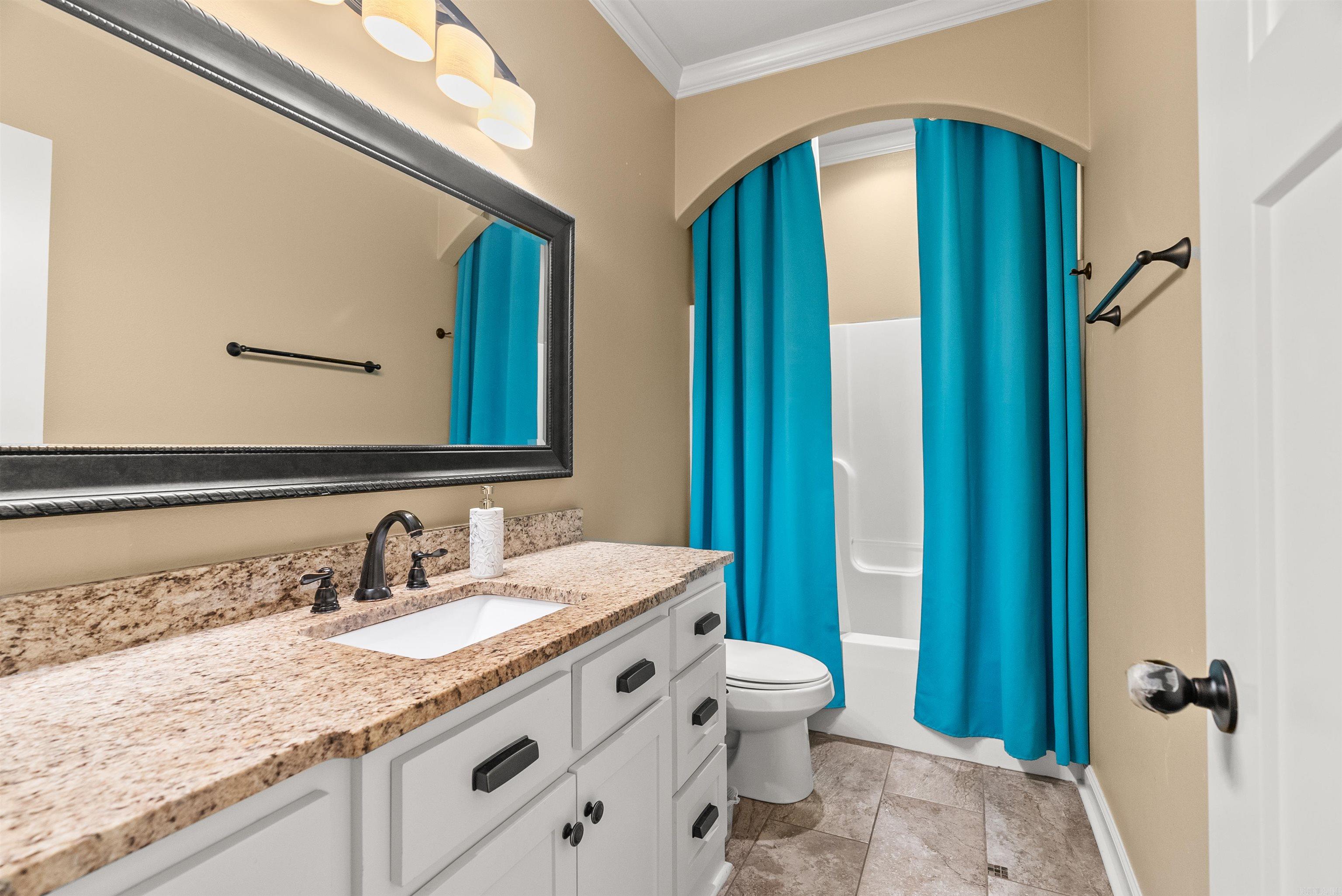 9233 Meadow Gardens Circle Sherwood, AR 72120