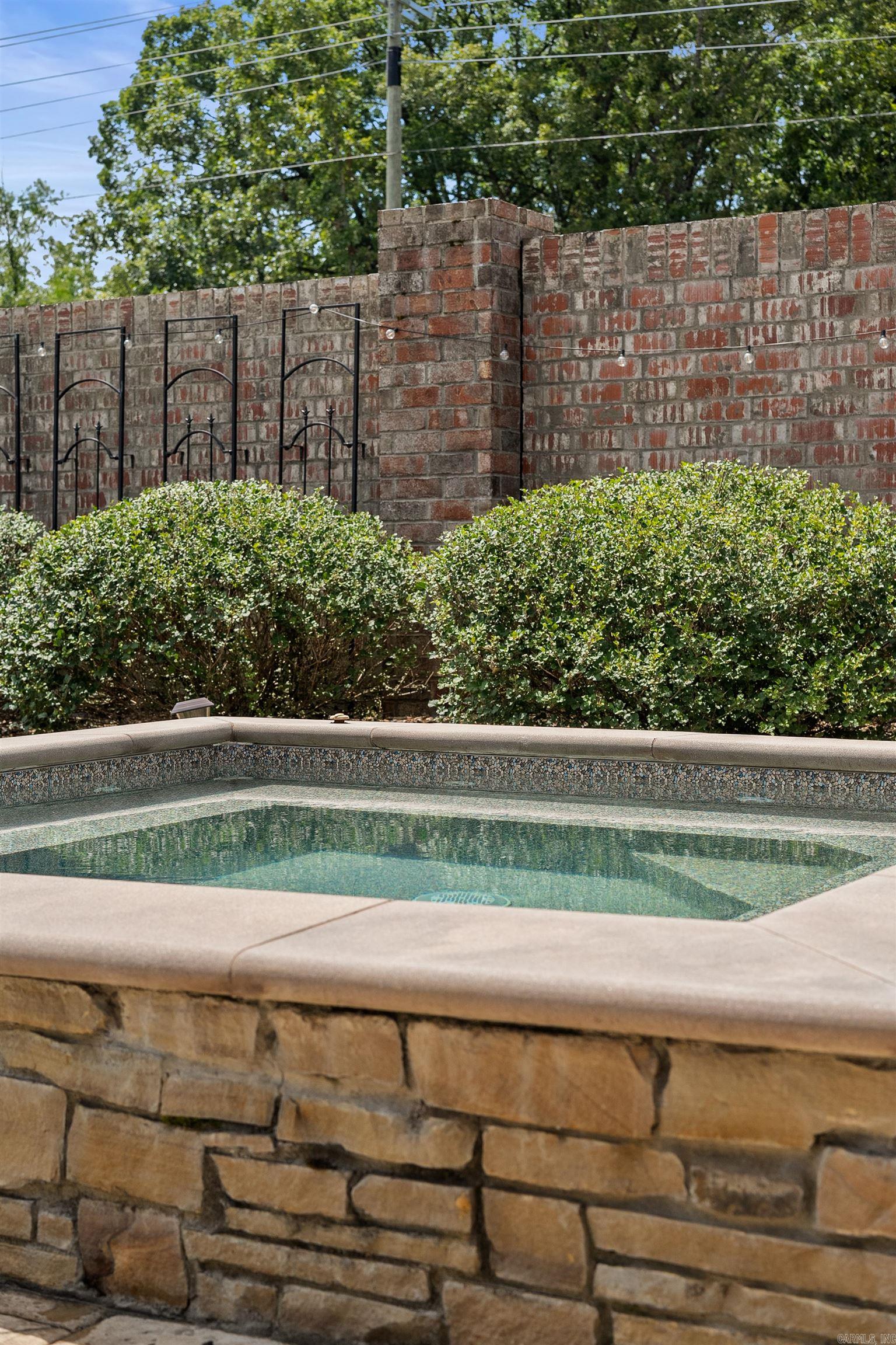 9233 Meadow Gardens Circle Sherwood, AR 72120