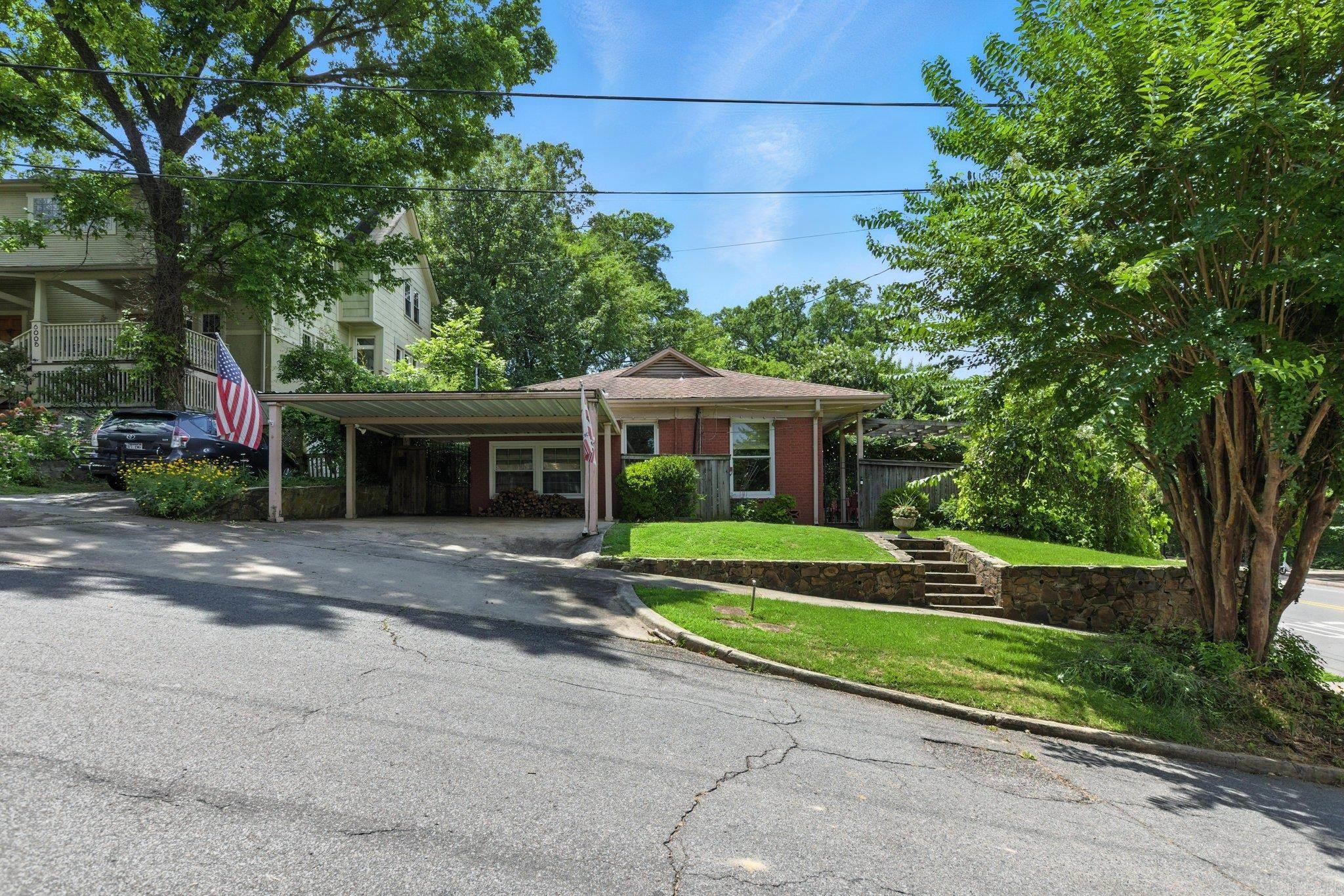 2221 Kavanaugh  Little Rock, AR
