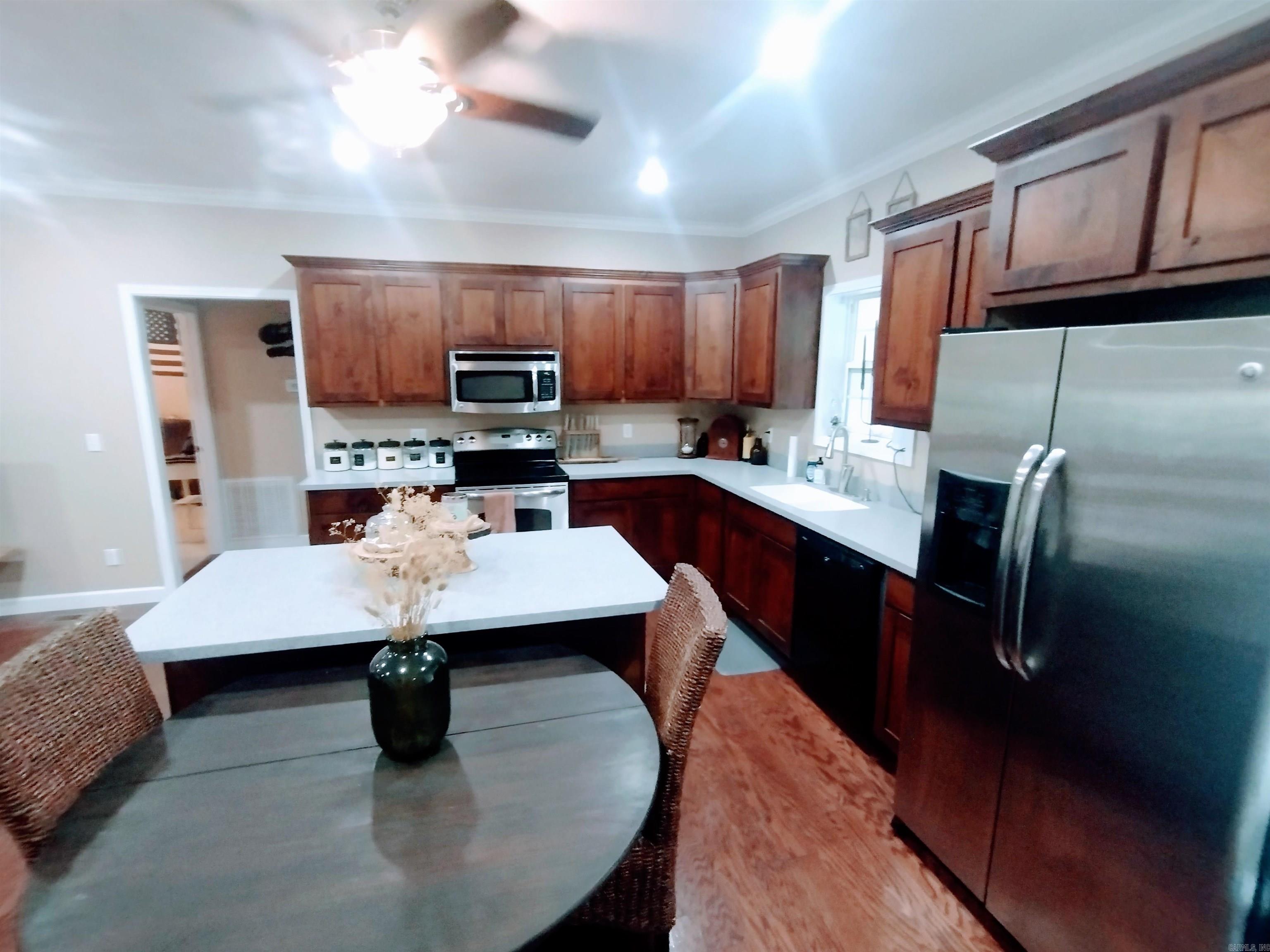 109 Green Meadows Mountain View, AR 72560