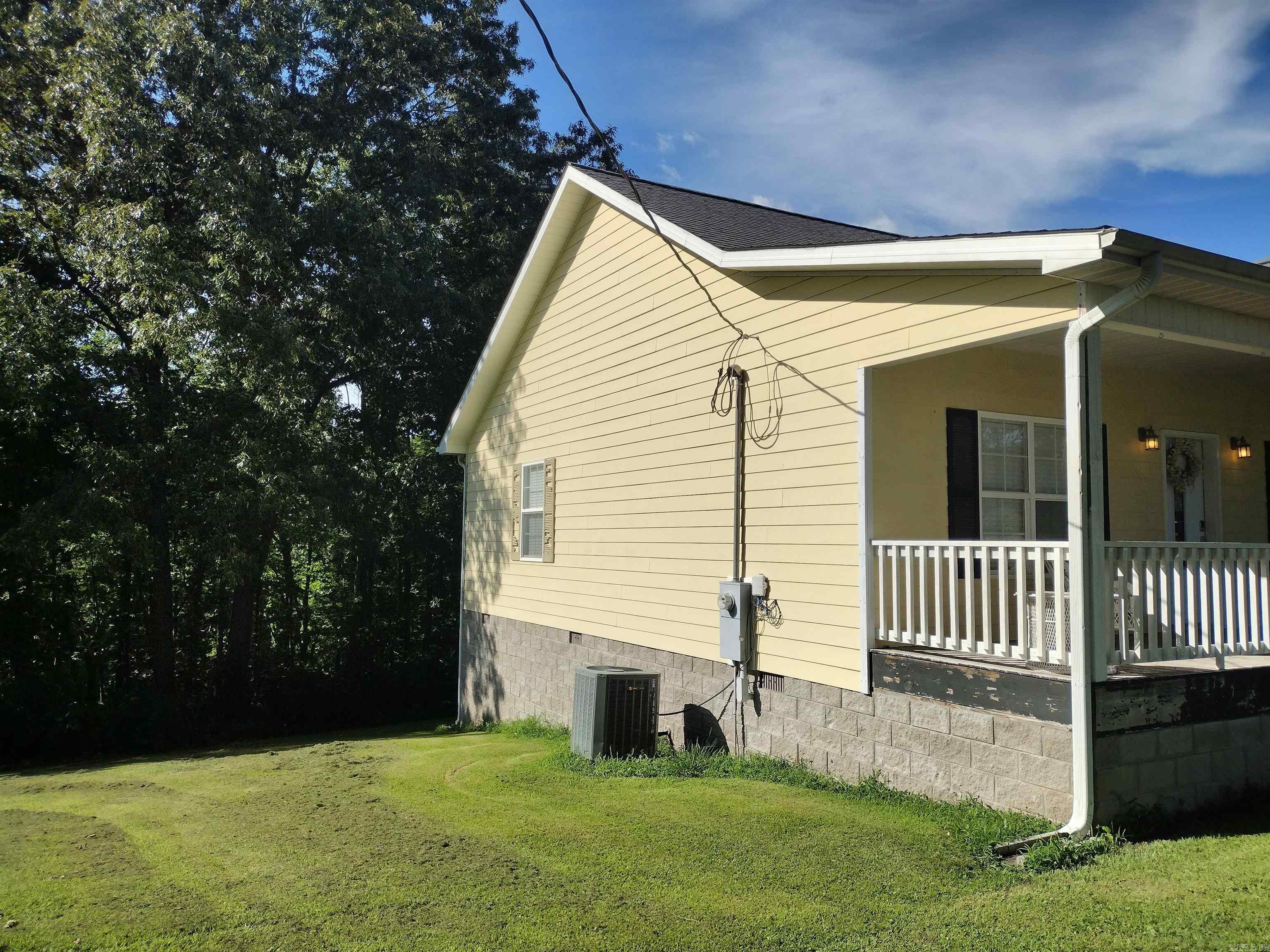 109 Green Meadows Mountain View, AR 72560