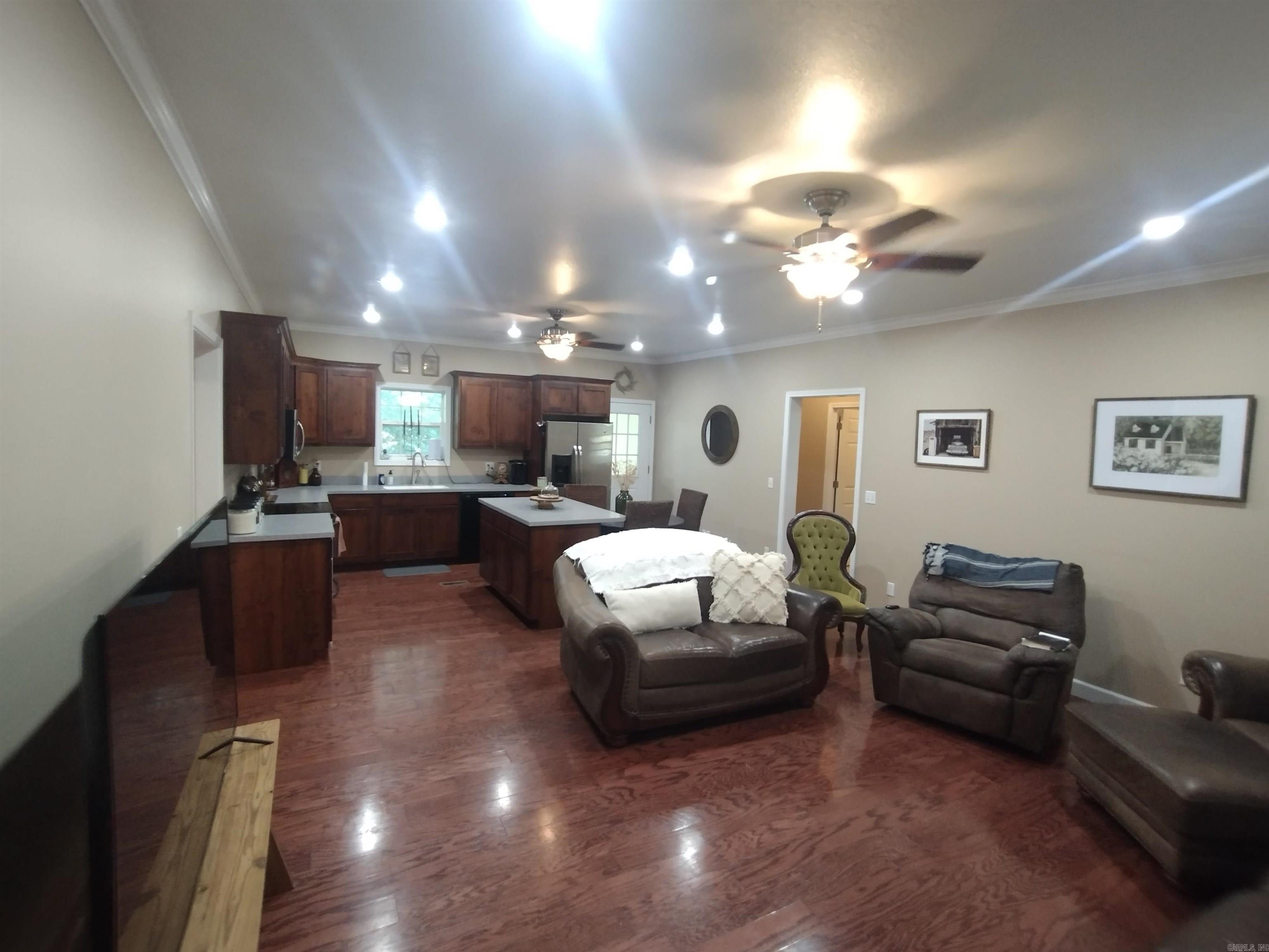 109 Green Meadows Mountain View, AR 72560