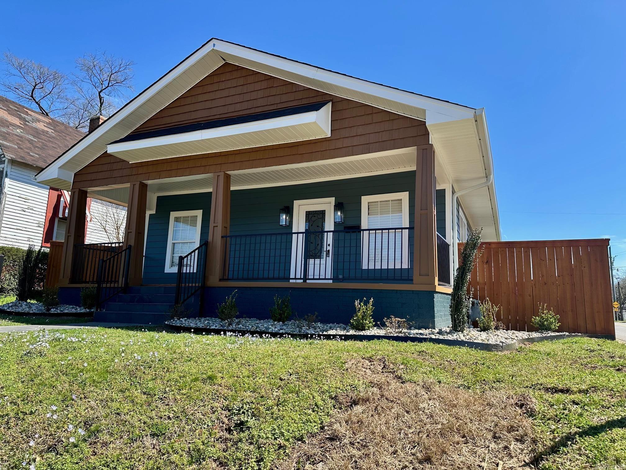 1623 Commerce  Little Rock, AR