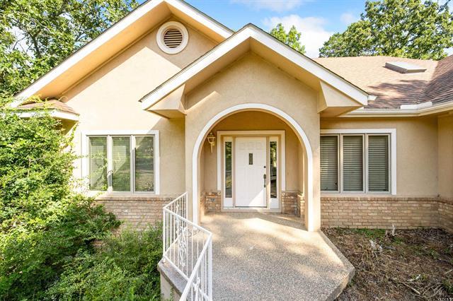 23  Realeza  Hot Springs Village, AR