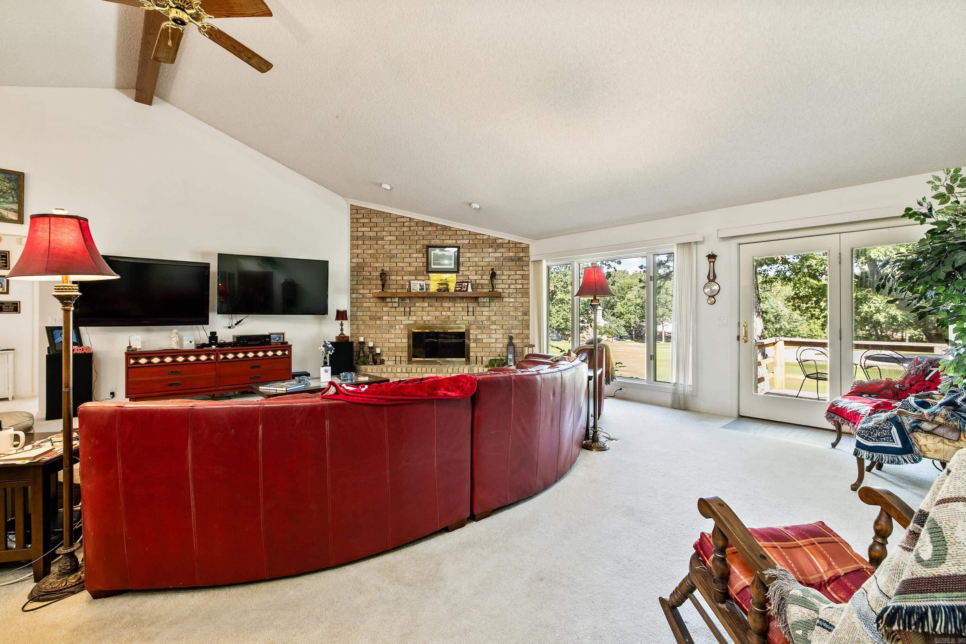 23 Realeza  Hot Springs Village, AR