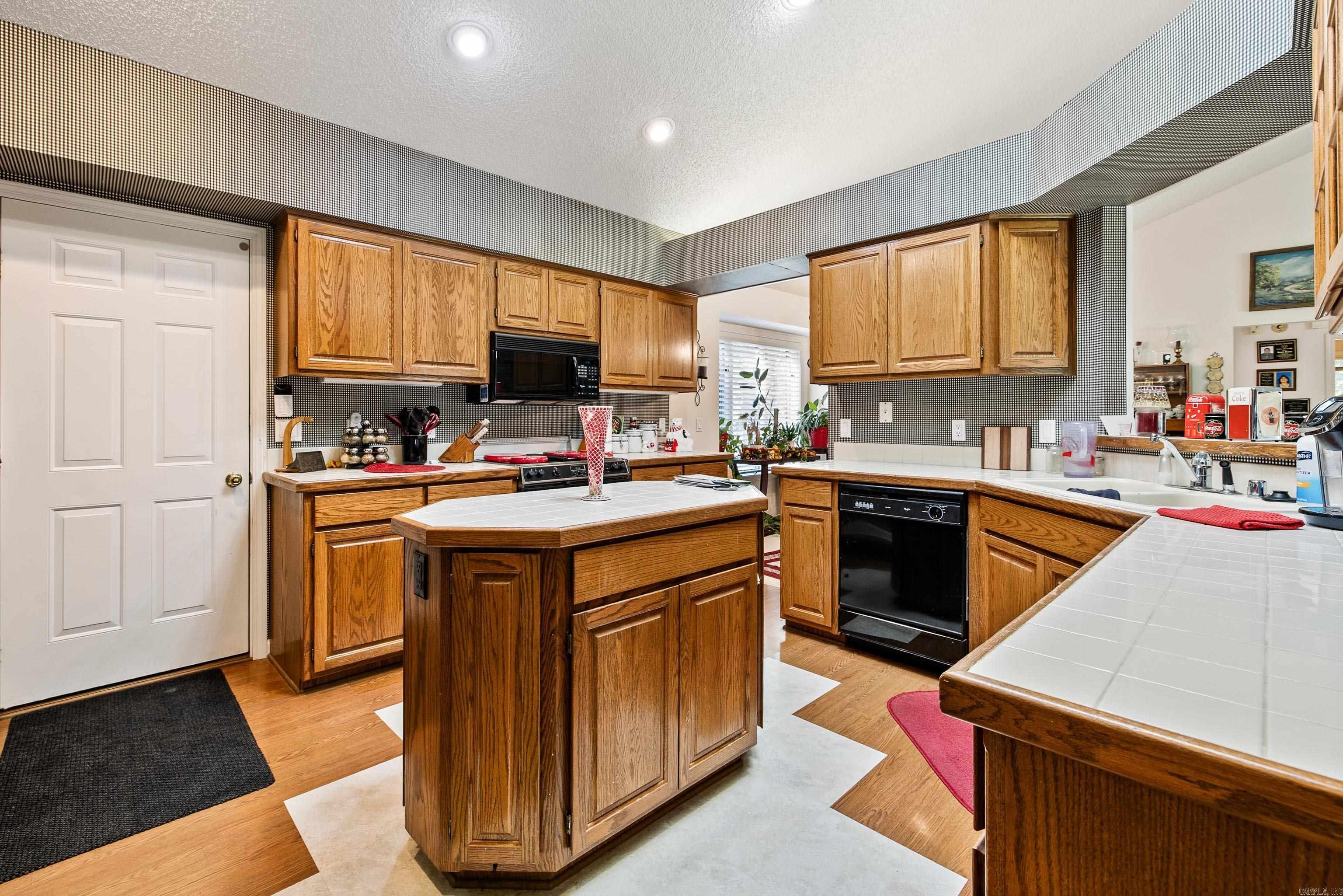 23 Realeza  Hot Springs Village, AR