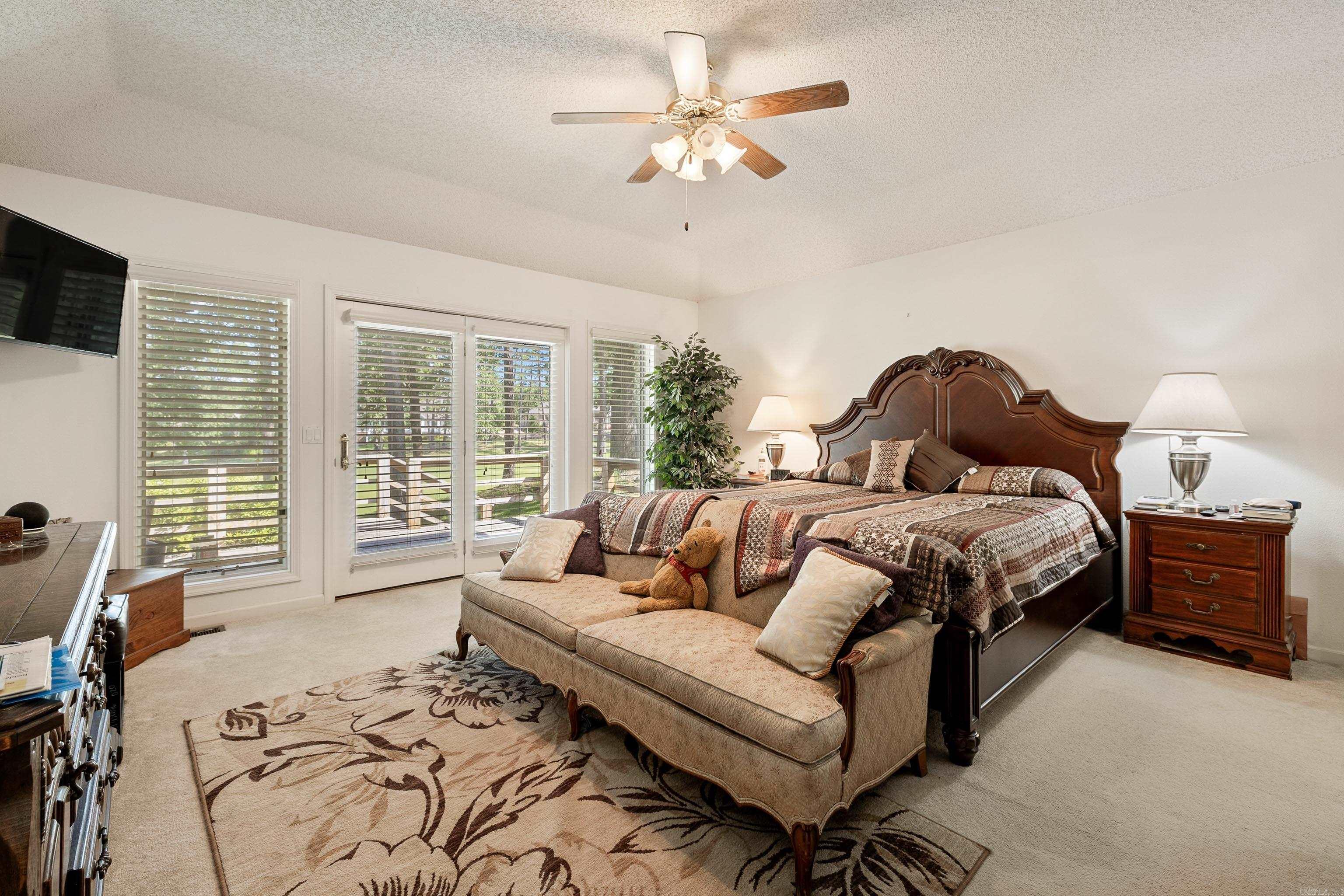 23 Realeza  Hot Springs Village, AR