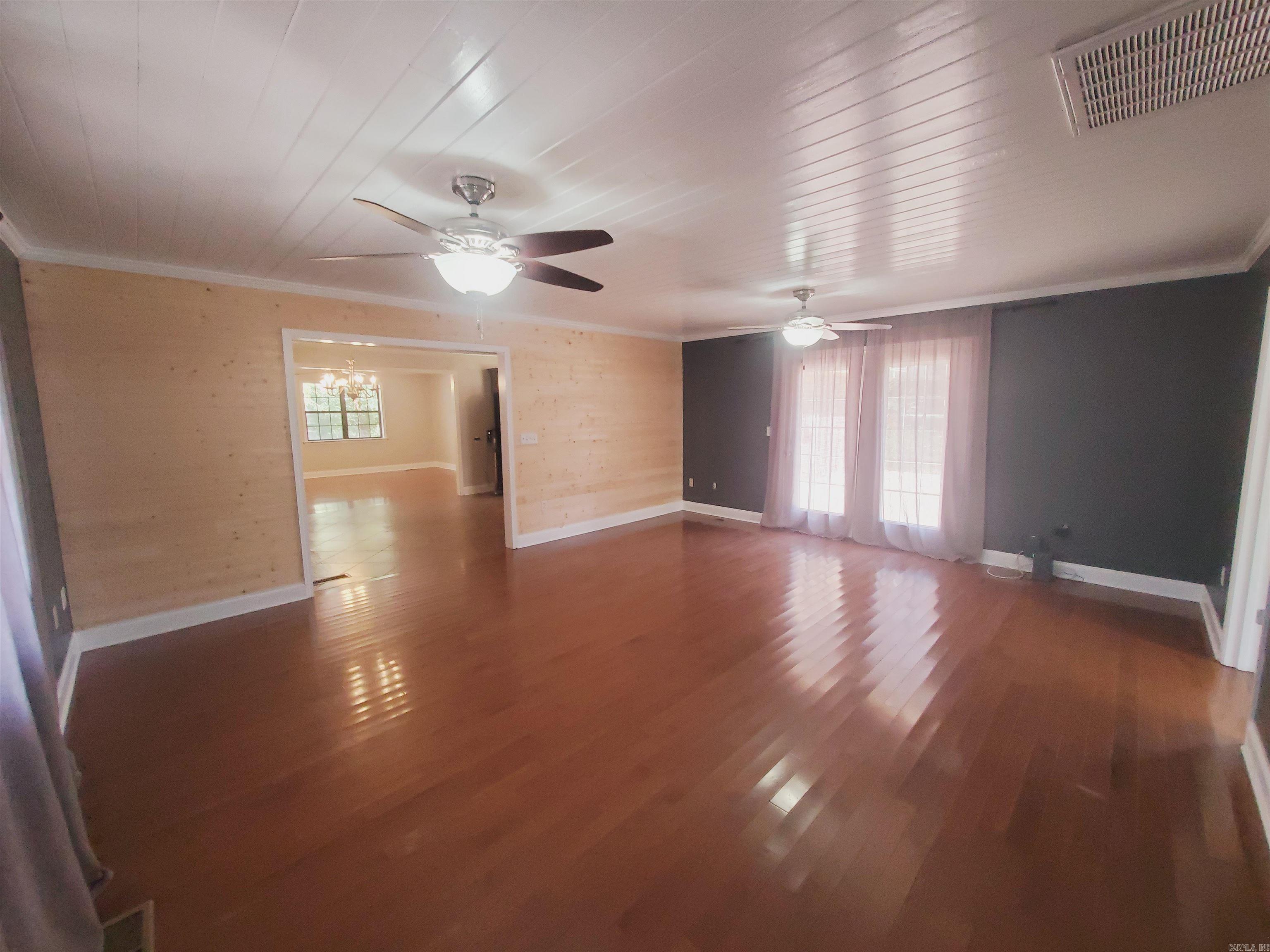 452 Pine Tree Lane Piggott, AR 72454
