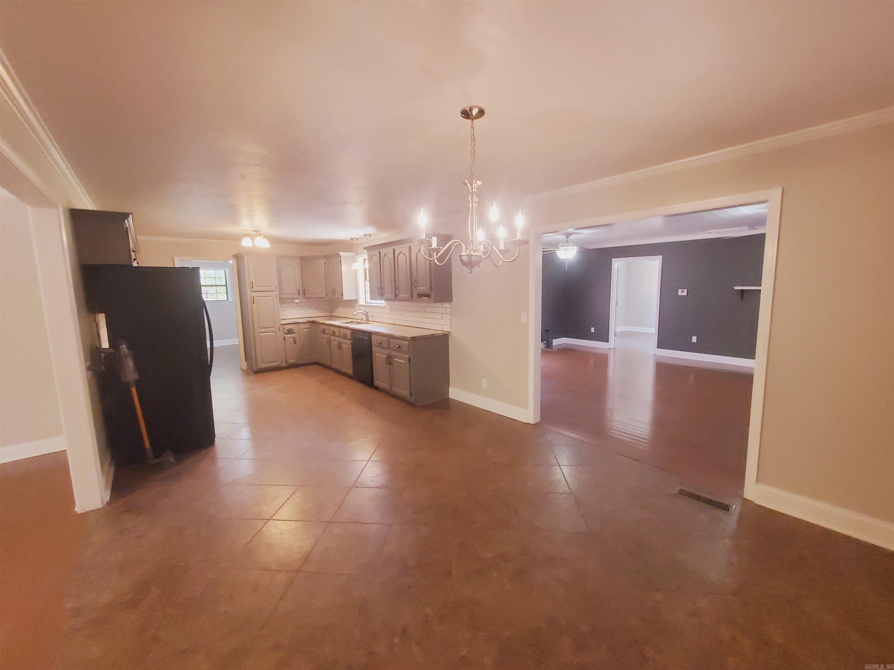 452 Pine Tree Lane Piggott, AR 72454