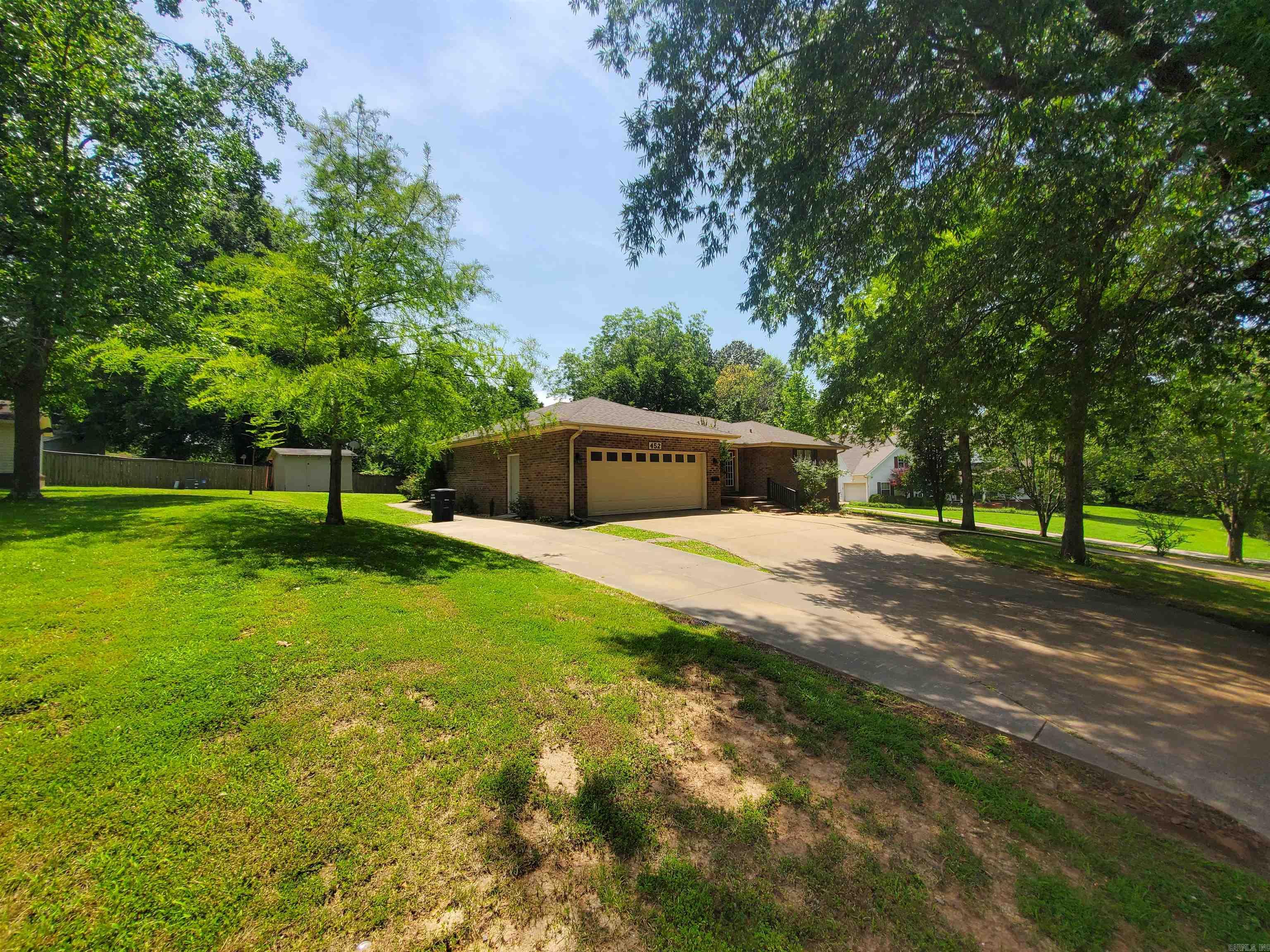 452 Pine Tree  Piggott, AR