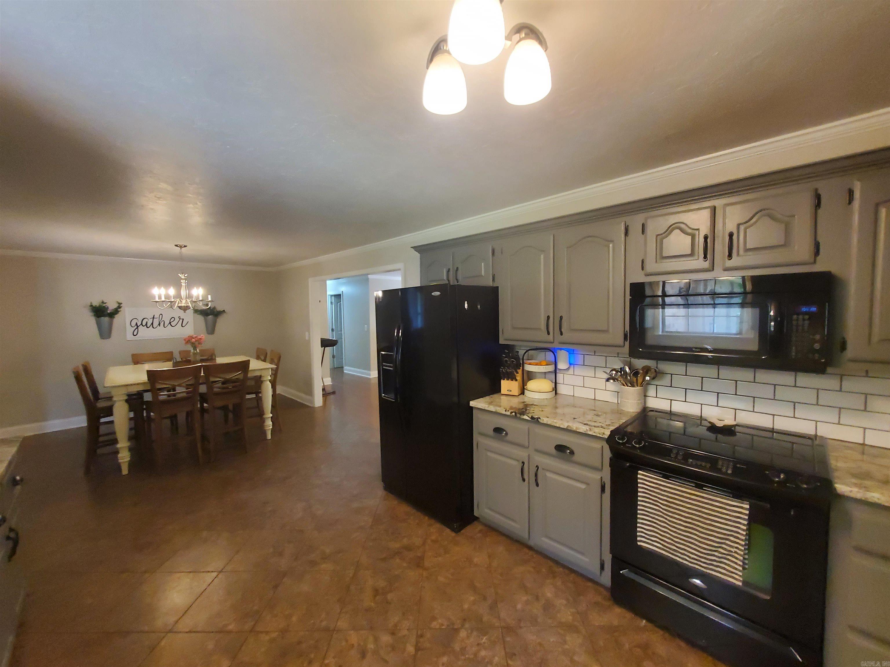 452 Pine Tree  Piggott, AR
