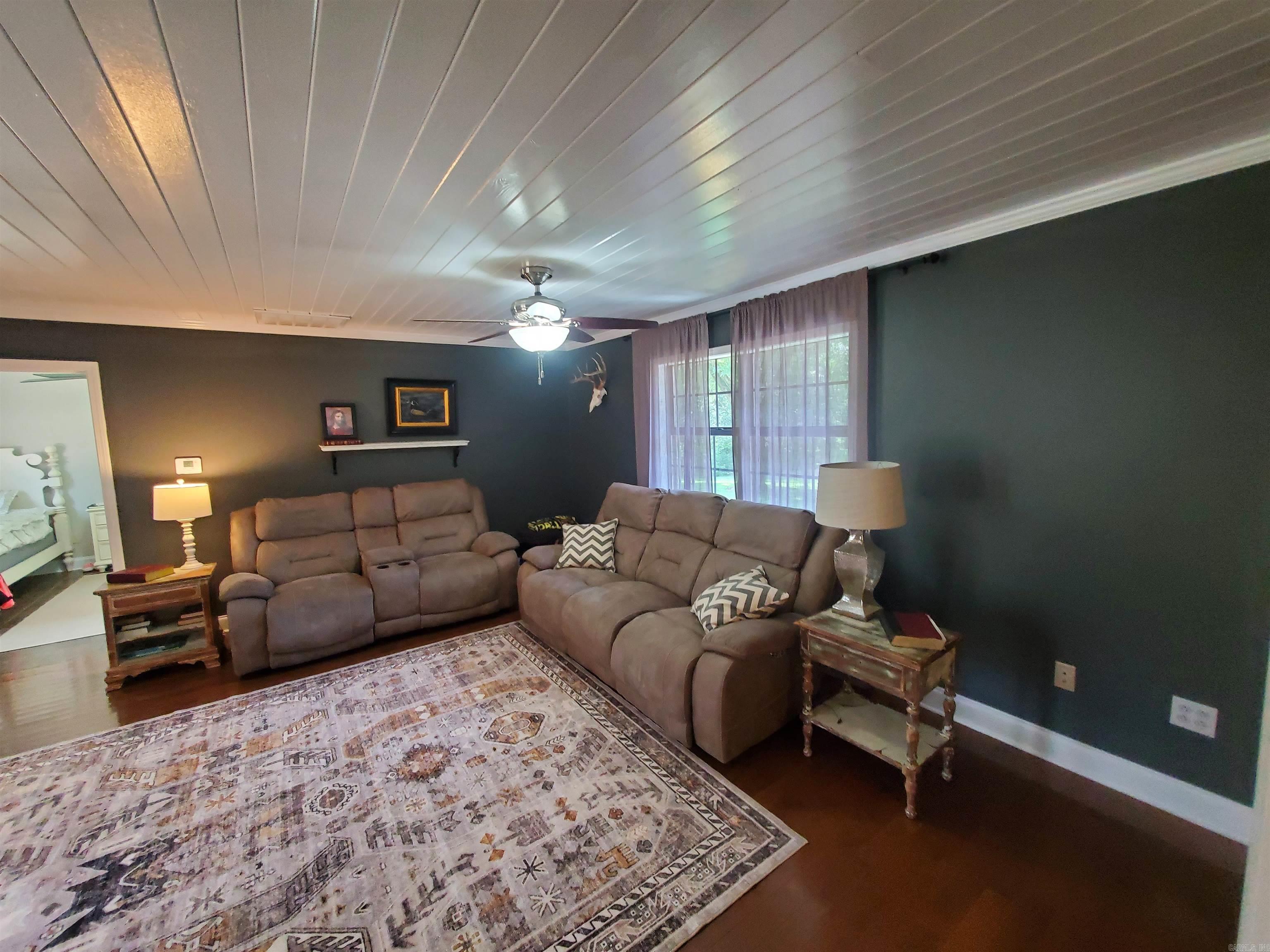 452 Pine Tree  Piggott, AR