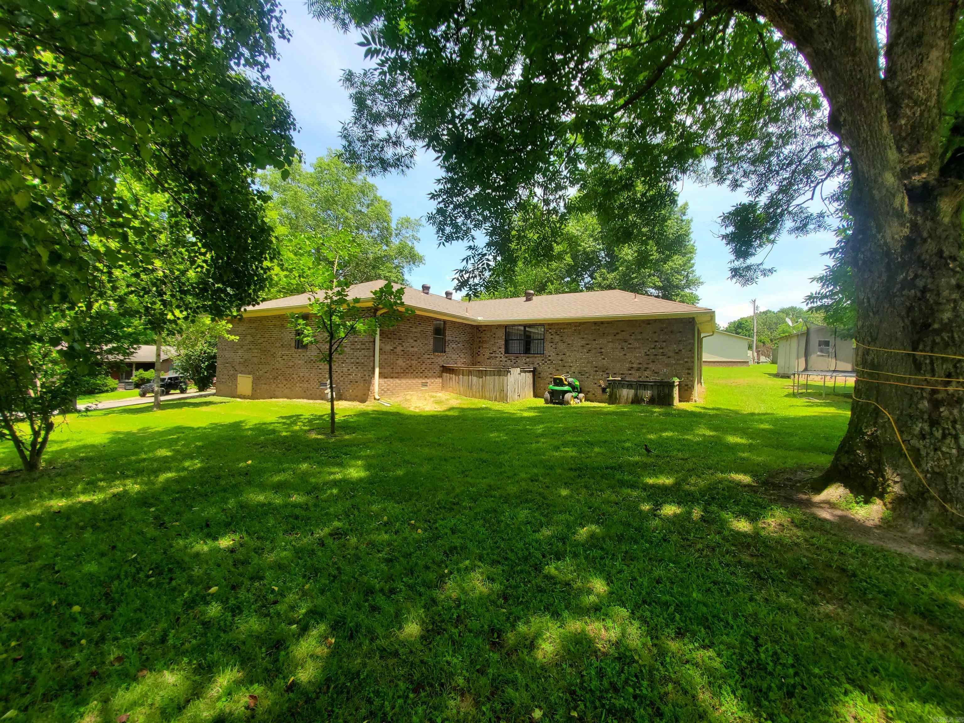 452 Pine Tree  Piggott, AR