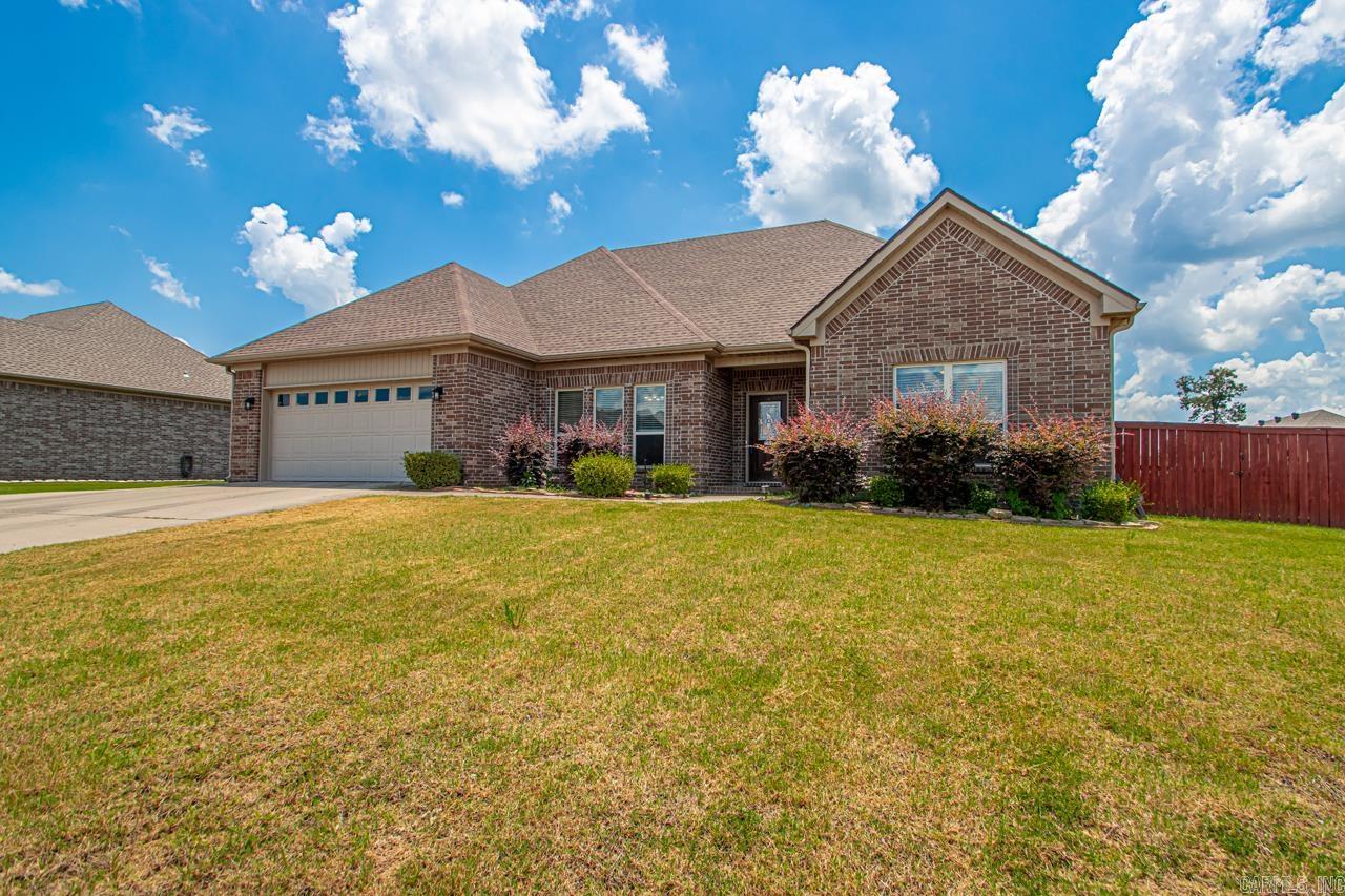 153 Crystal Lake  Austin, AR