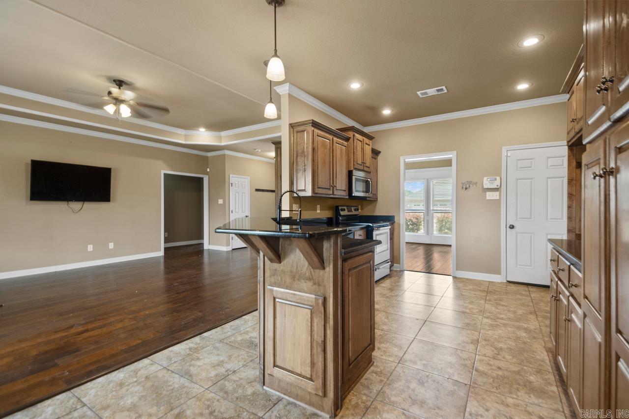 153 Crystal Lake  Austin, AR