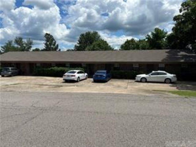710 E O  Russellville, AR