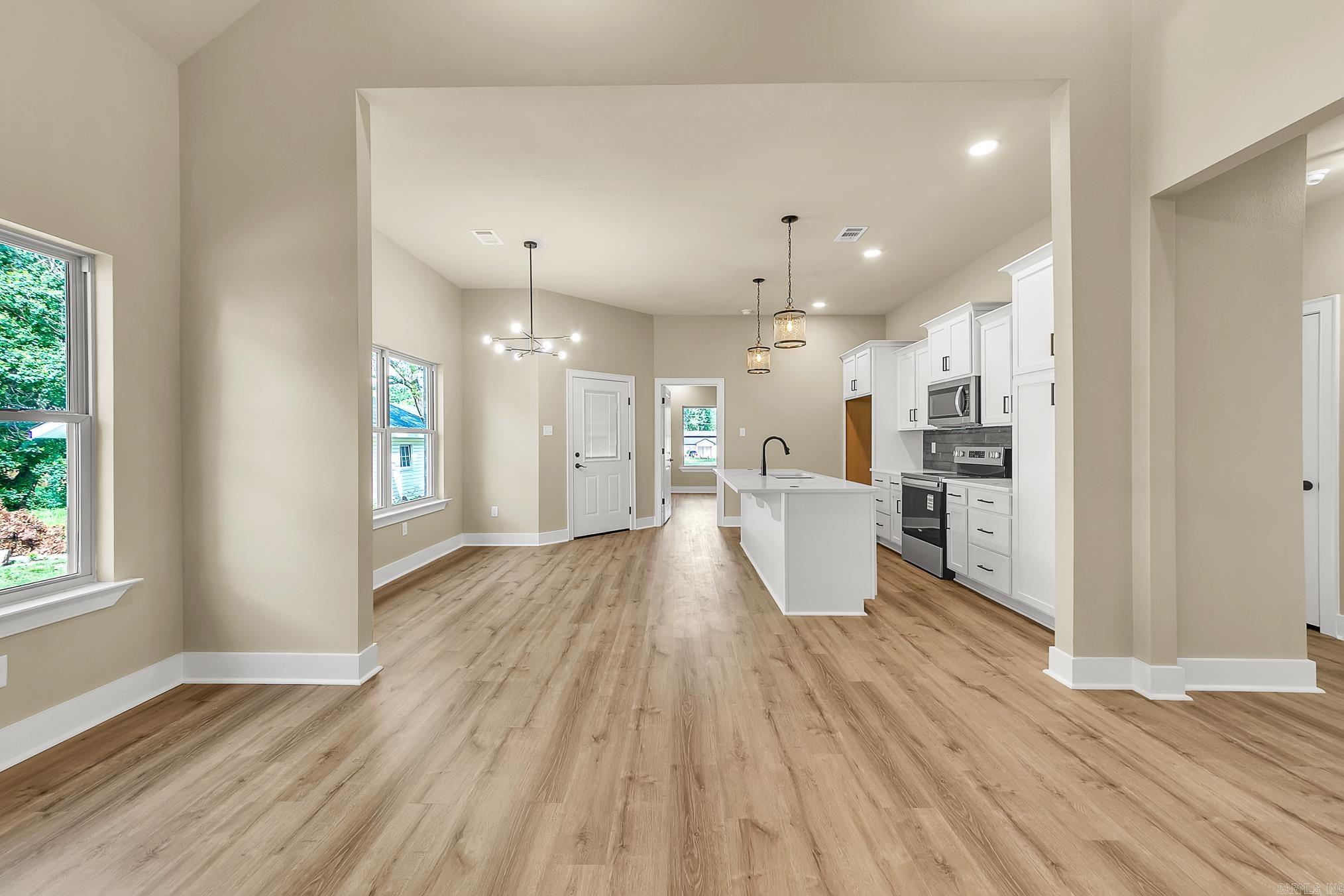 412 N 3rd  Cabot, AR