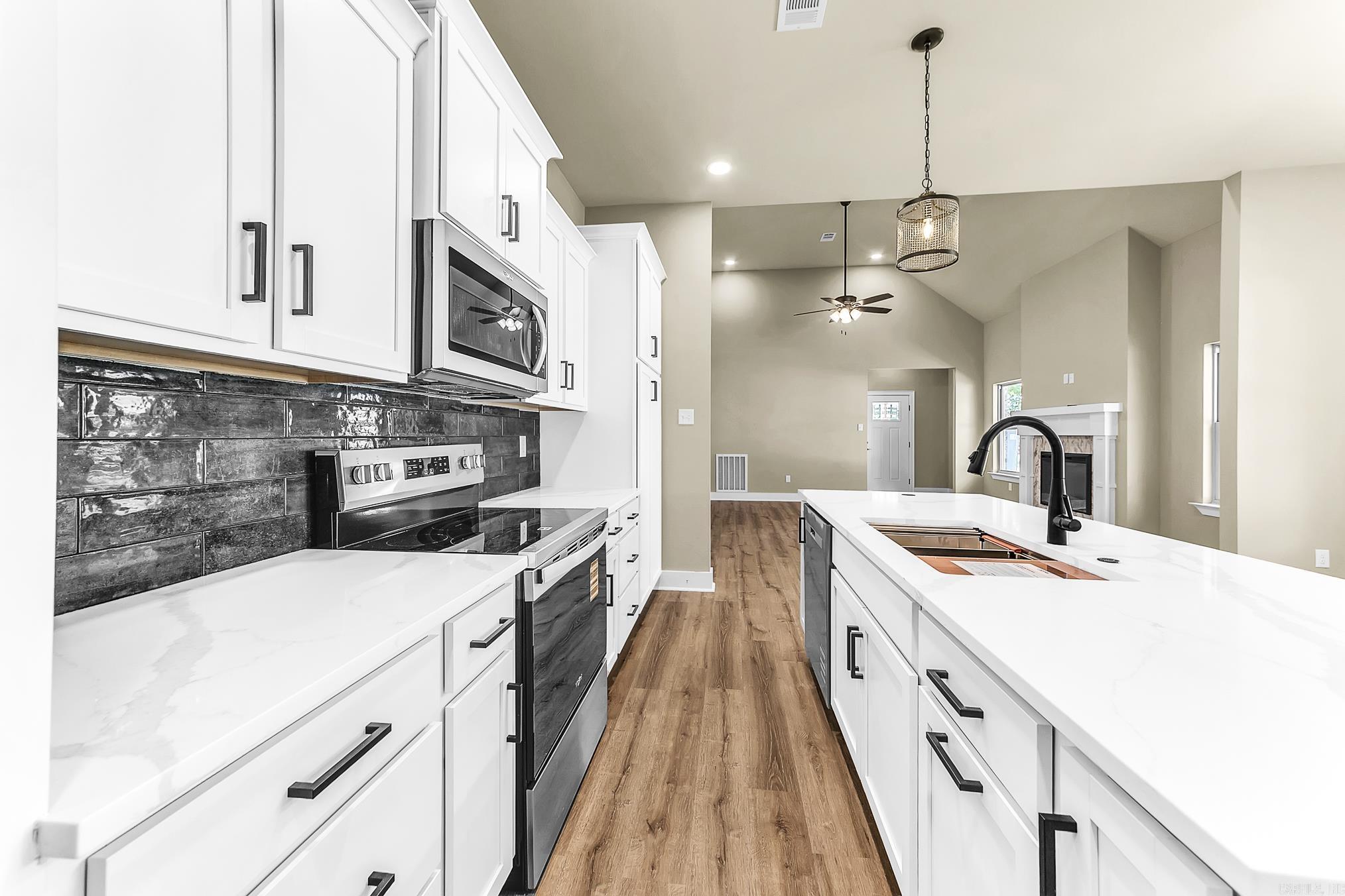 412 N 3rd  Cabot, AR