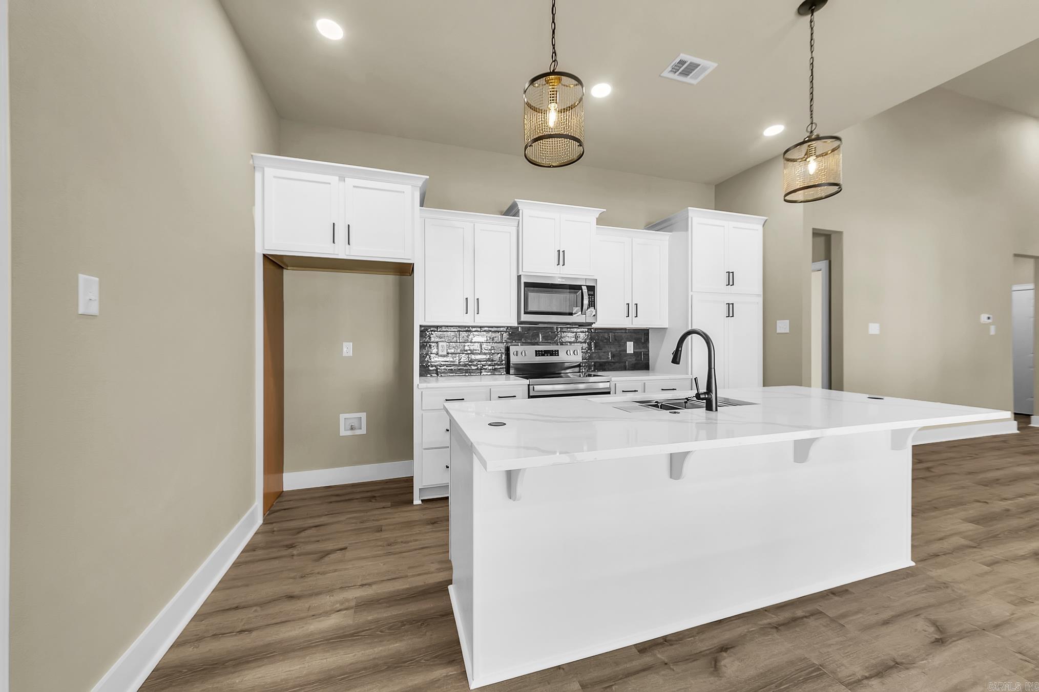 412 N 3rd  Cabot, AR