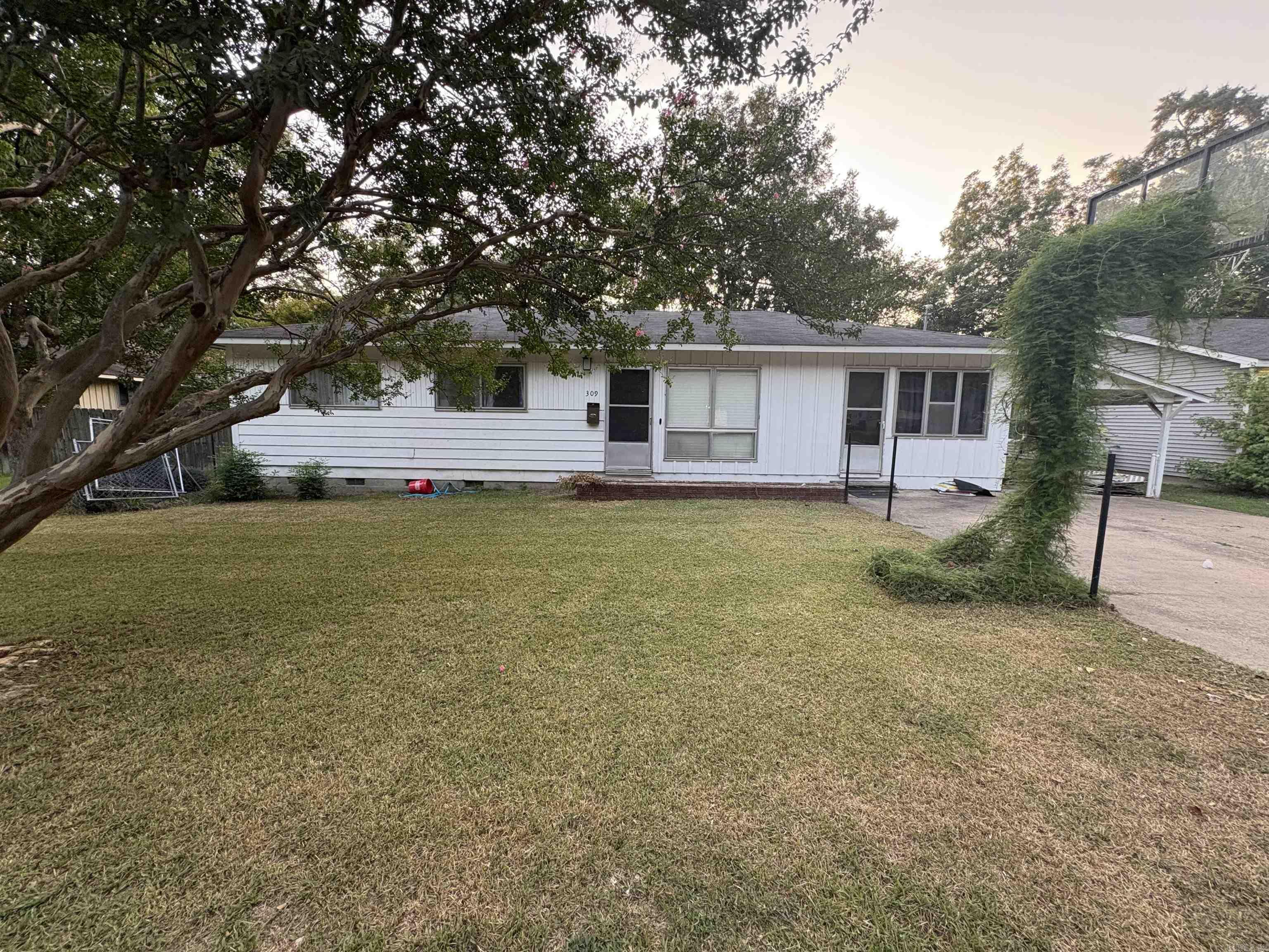 309 Dobbs  Benton, AR