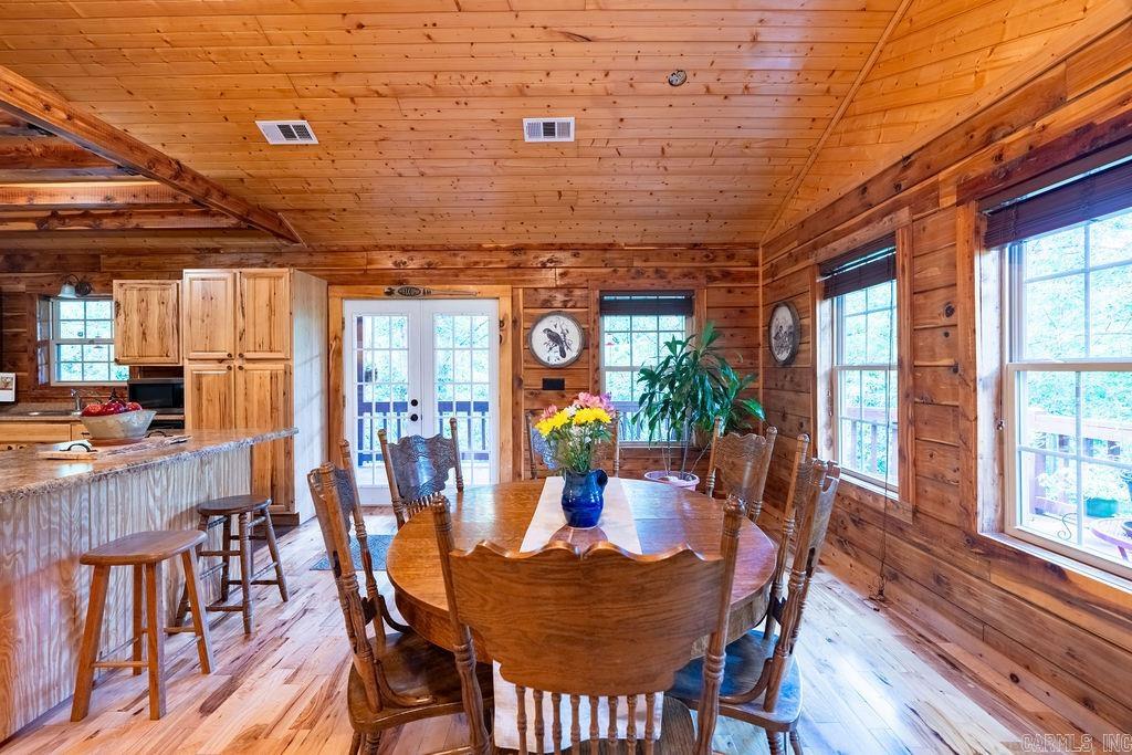 105 Green Meadow  Mountain View, AR