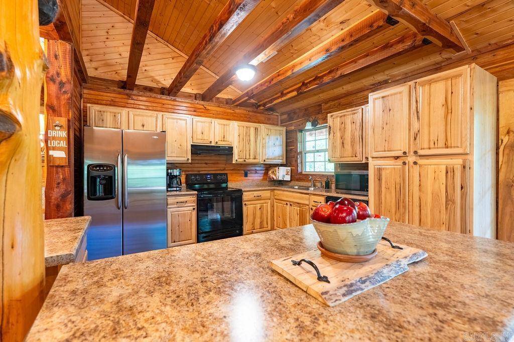 105 Green Meadow  Mountain View, AR