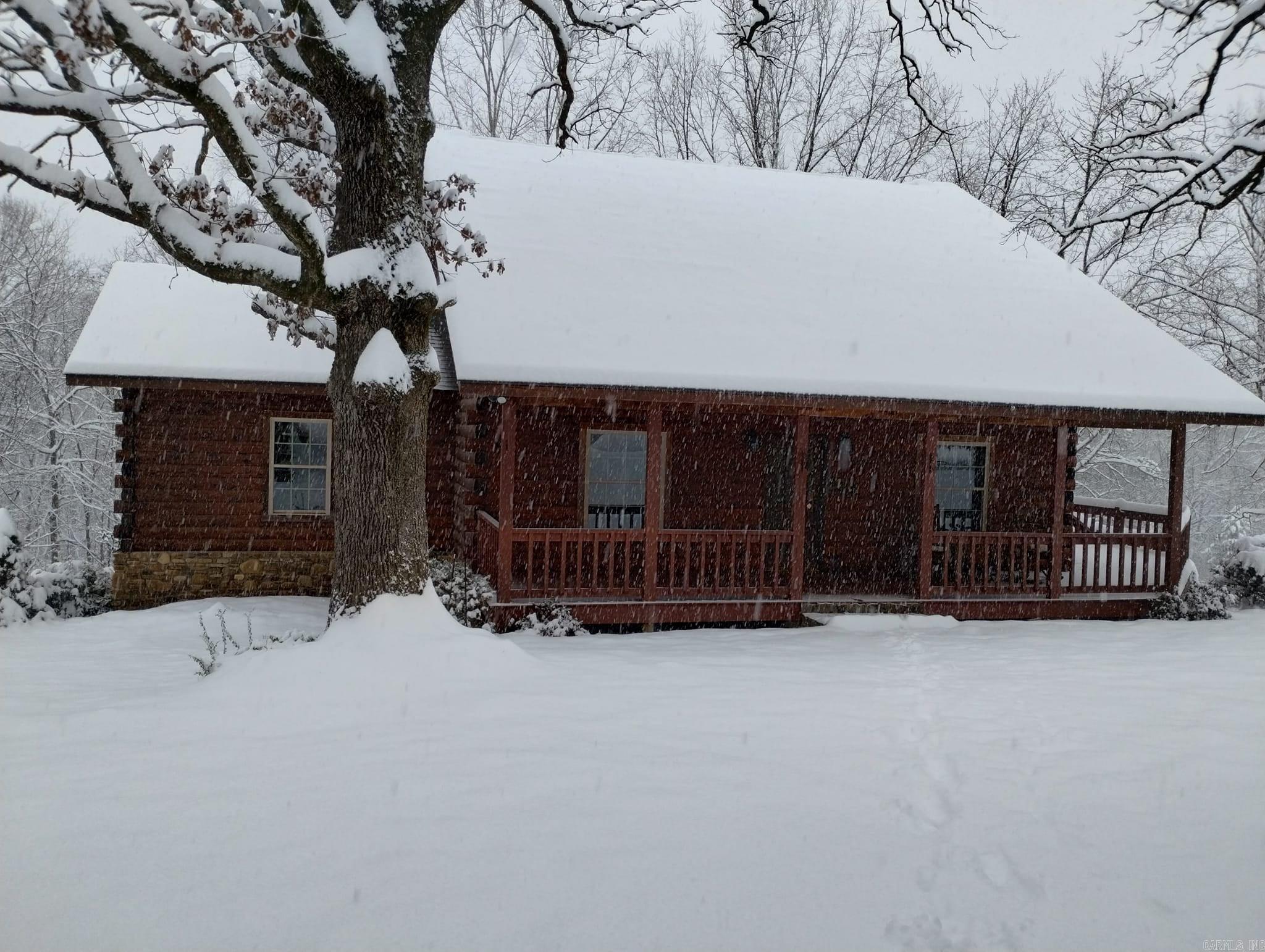 105 Green Meadow  Mountain View, AR