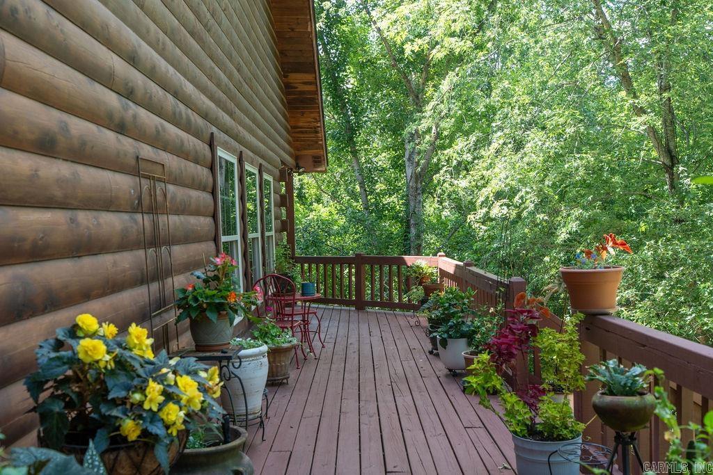 105 Green Meadow  Mountain View, AR