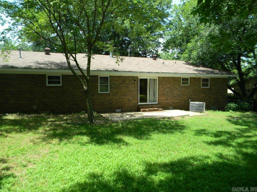 2902 N Erie Ave Russellville, AR 72802
