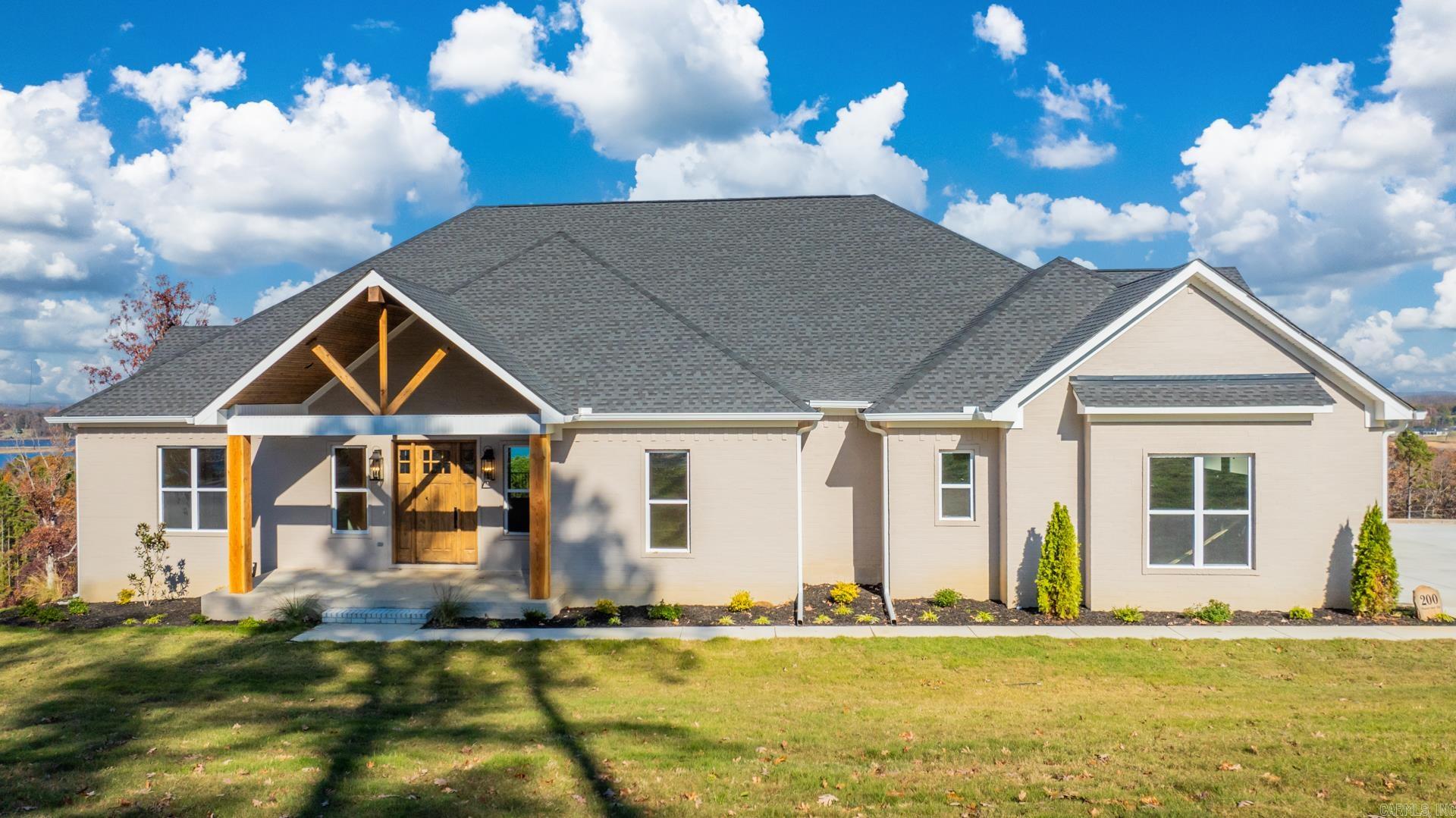 200 Waterview Conway, AR 72032