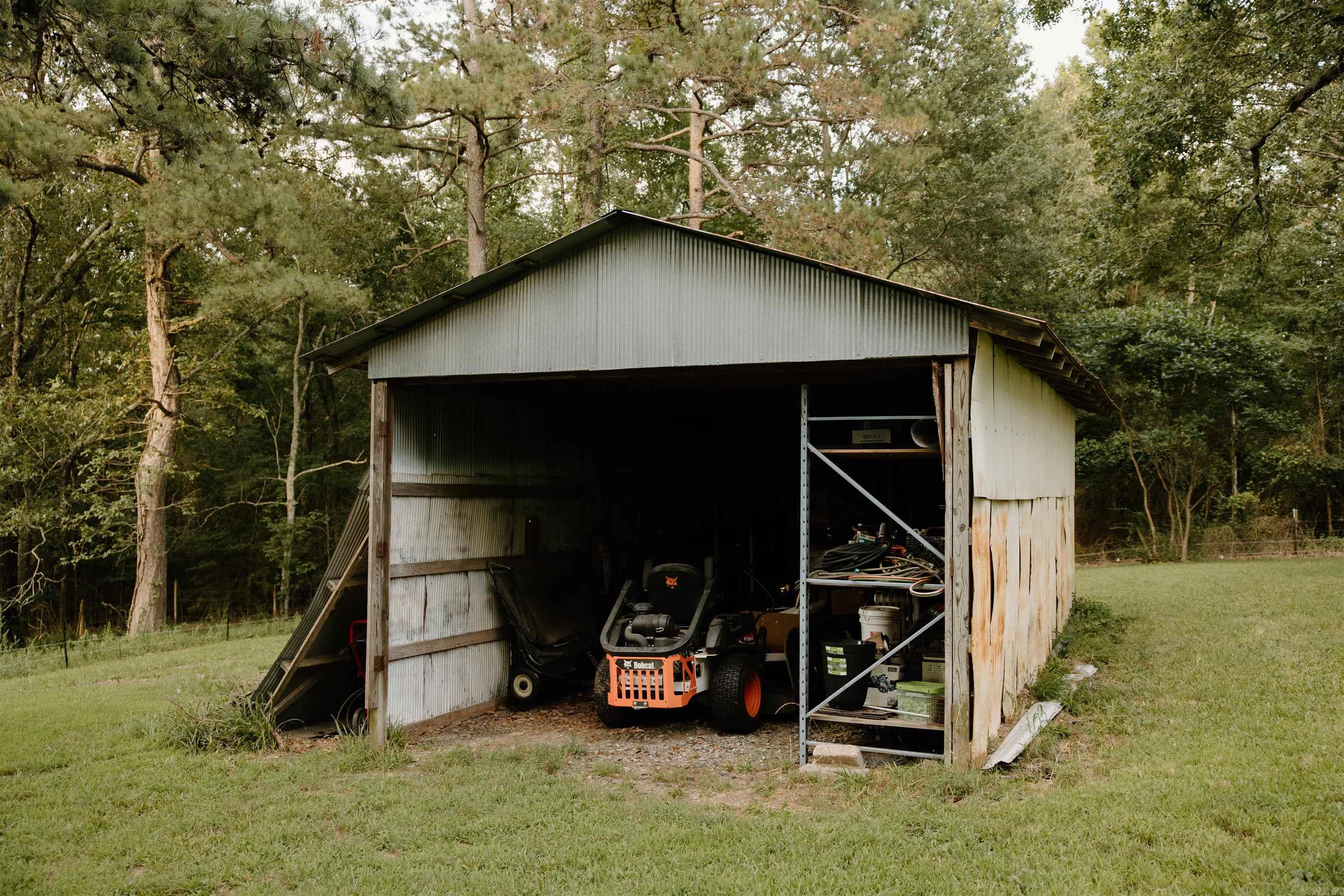 184 Polk Road 51 Mena, AR 71953