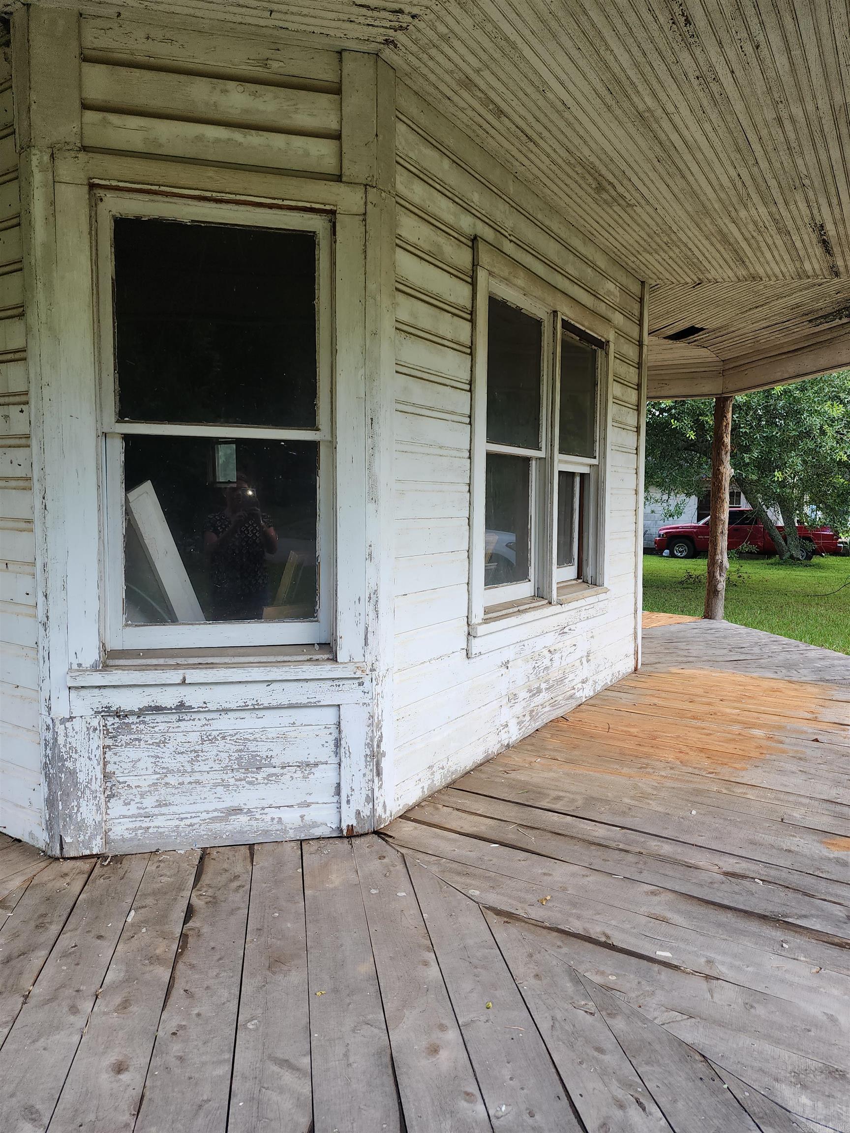 906 Second Street  Mena, AR