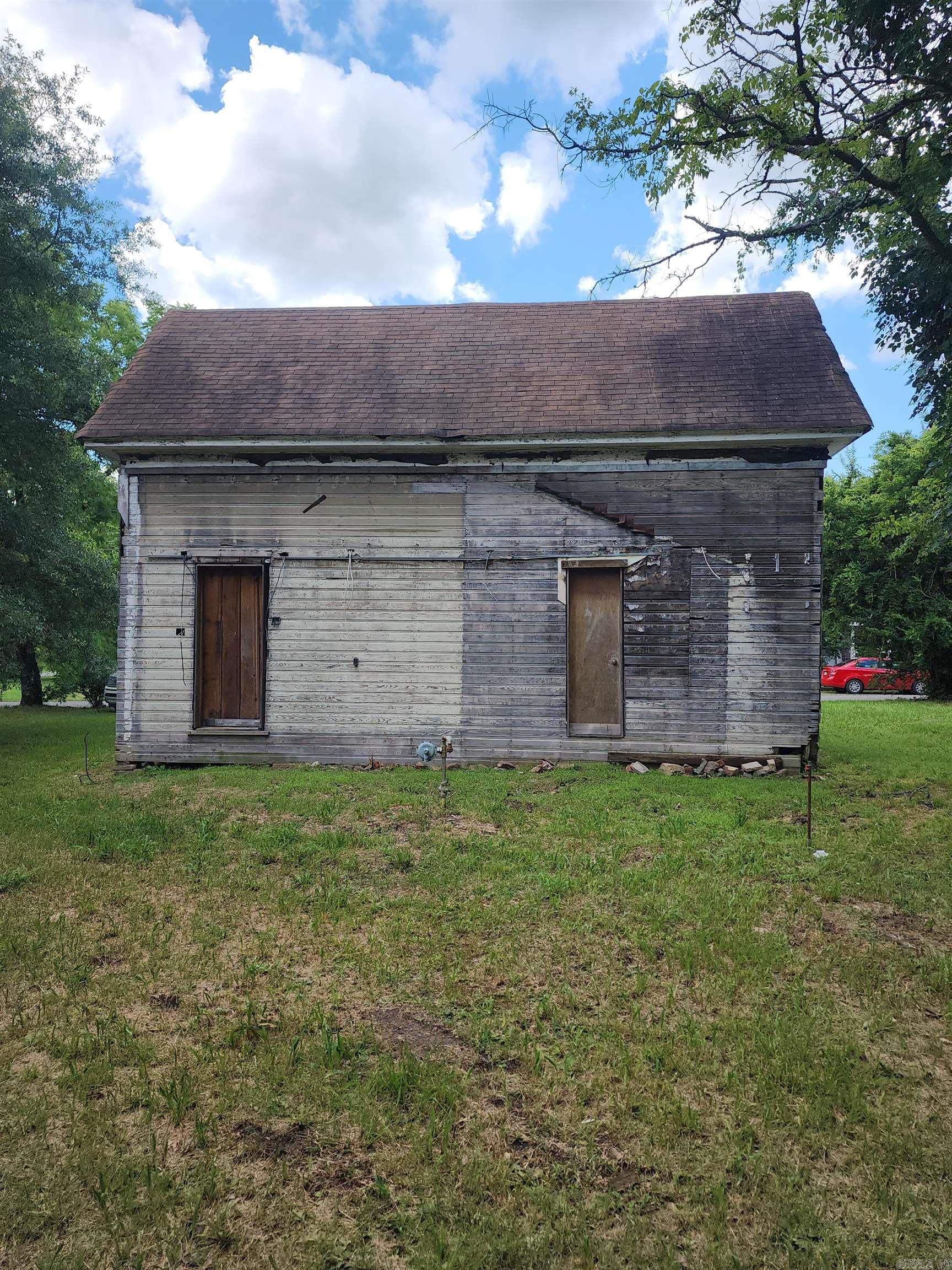 906 Second Street  Mena, AR