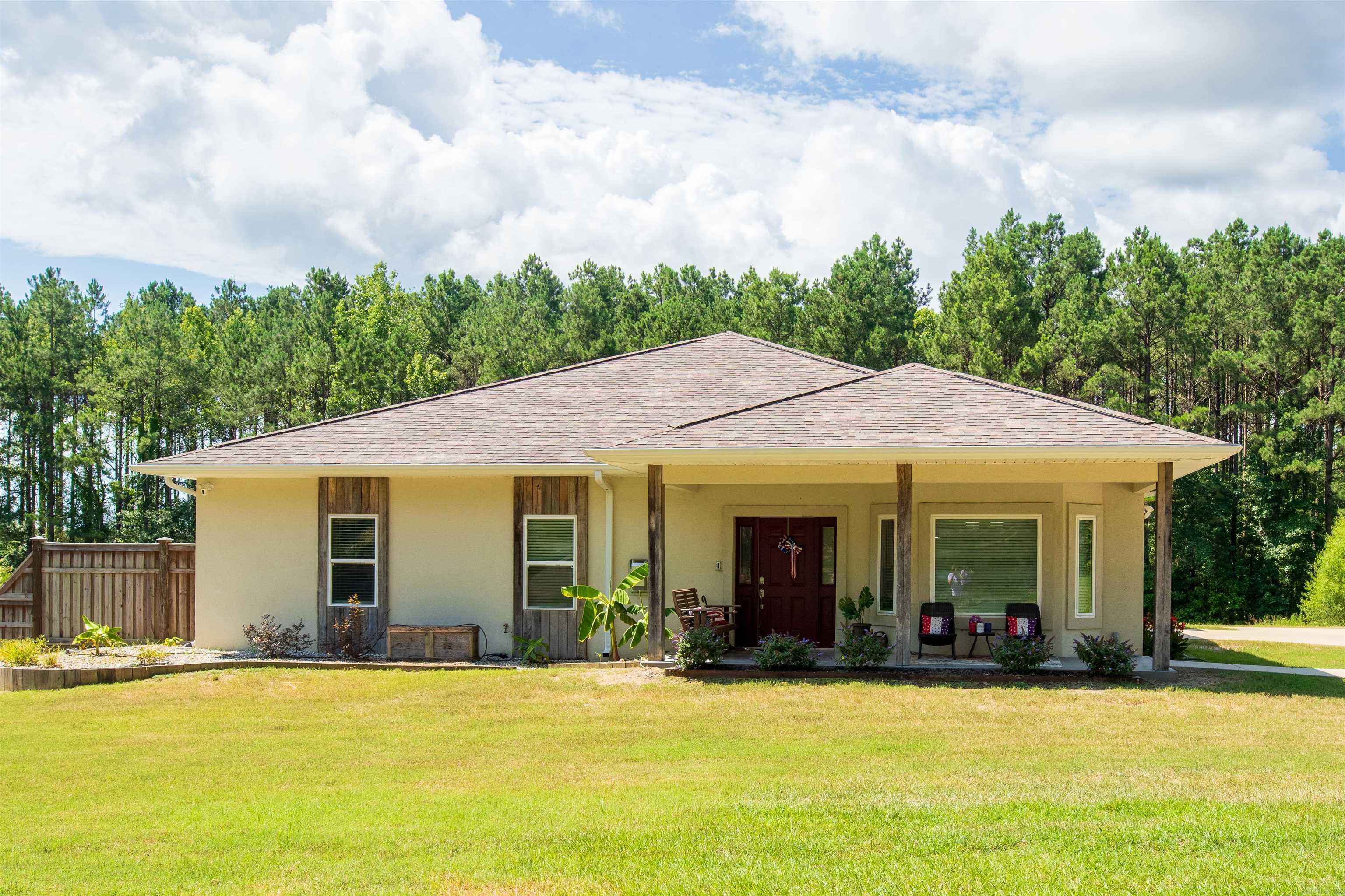 2311 WILLOWBROOK Arkadelphia, AR 71923
