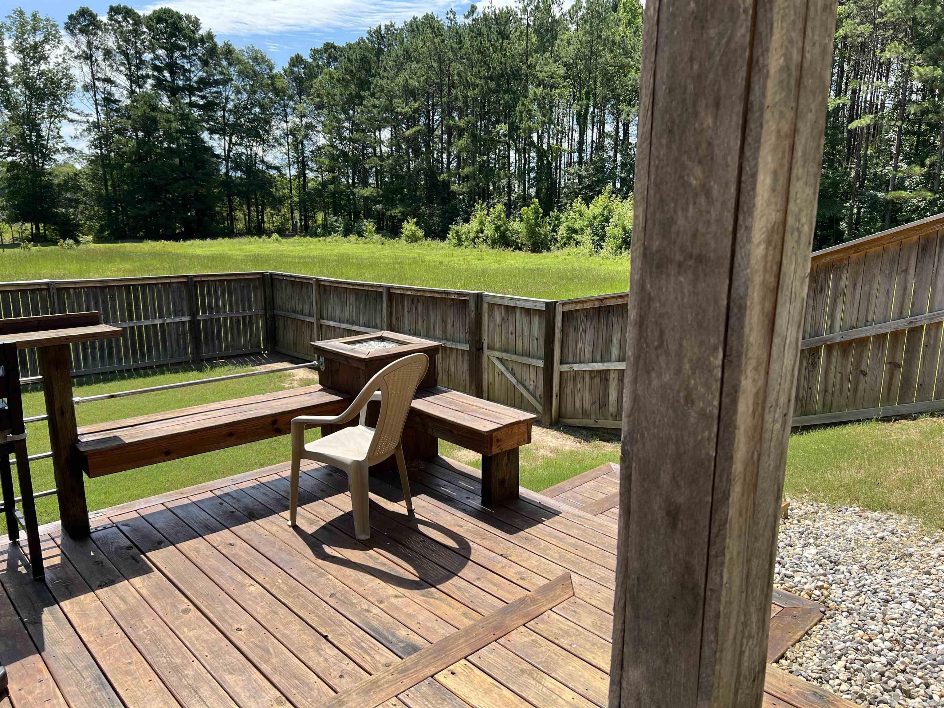 2311 WILLOWBROOK Arkadelphia, AR 71923
