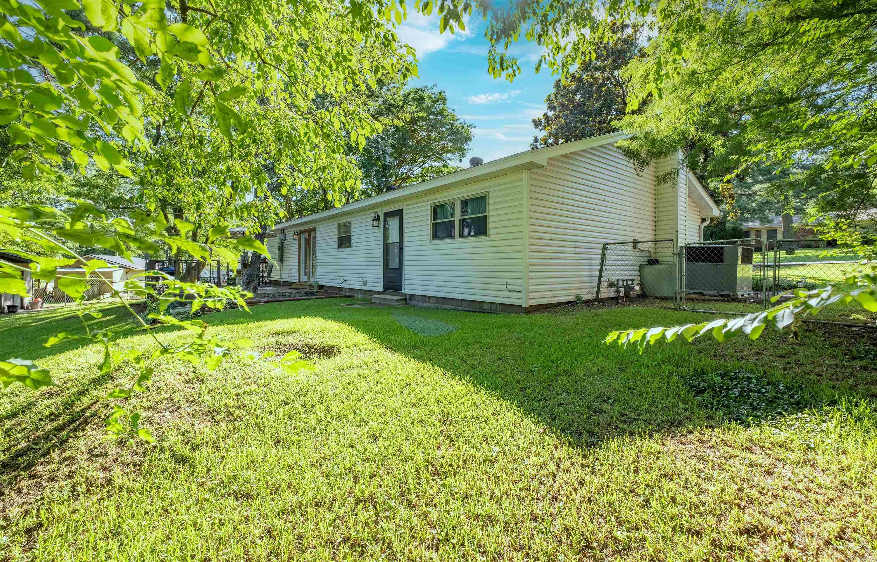 4203 Glenda Lane  Benton, AR