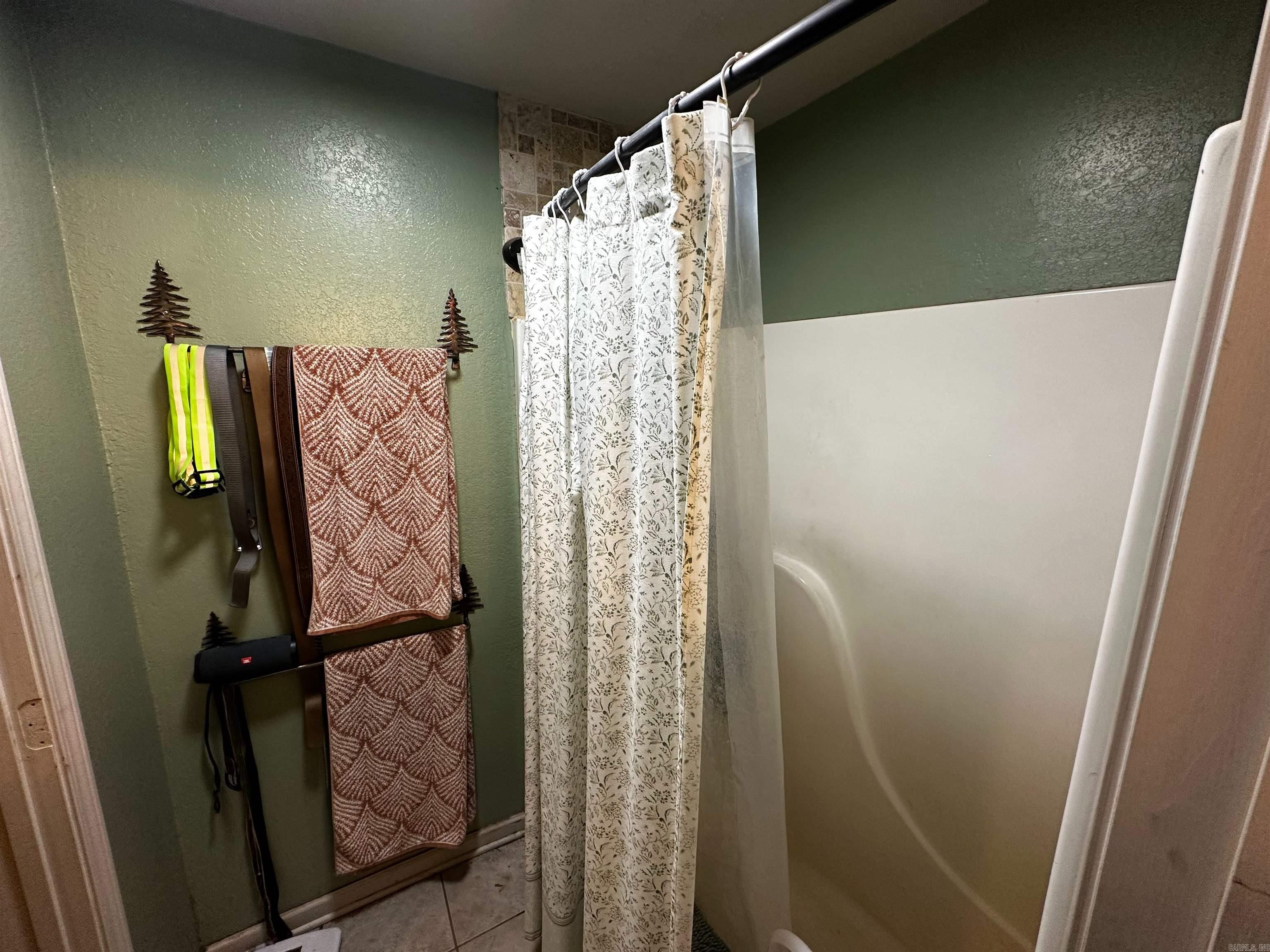119 Tollie Kay Lane Mountain View, AR 72560