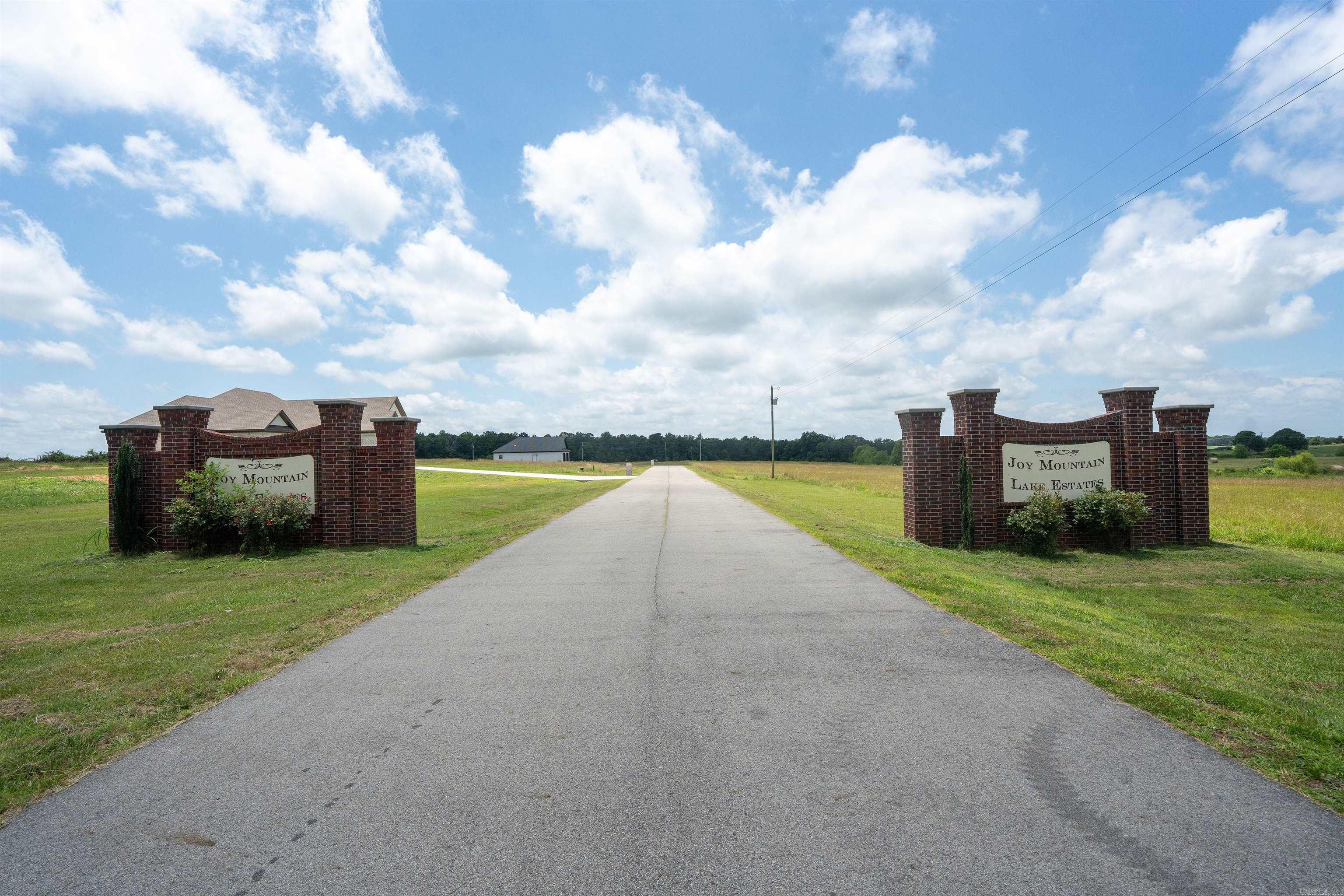 101 Derek Place Searcy, AR 72143
