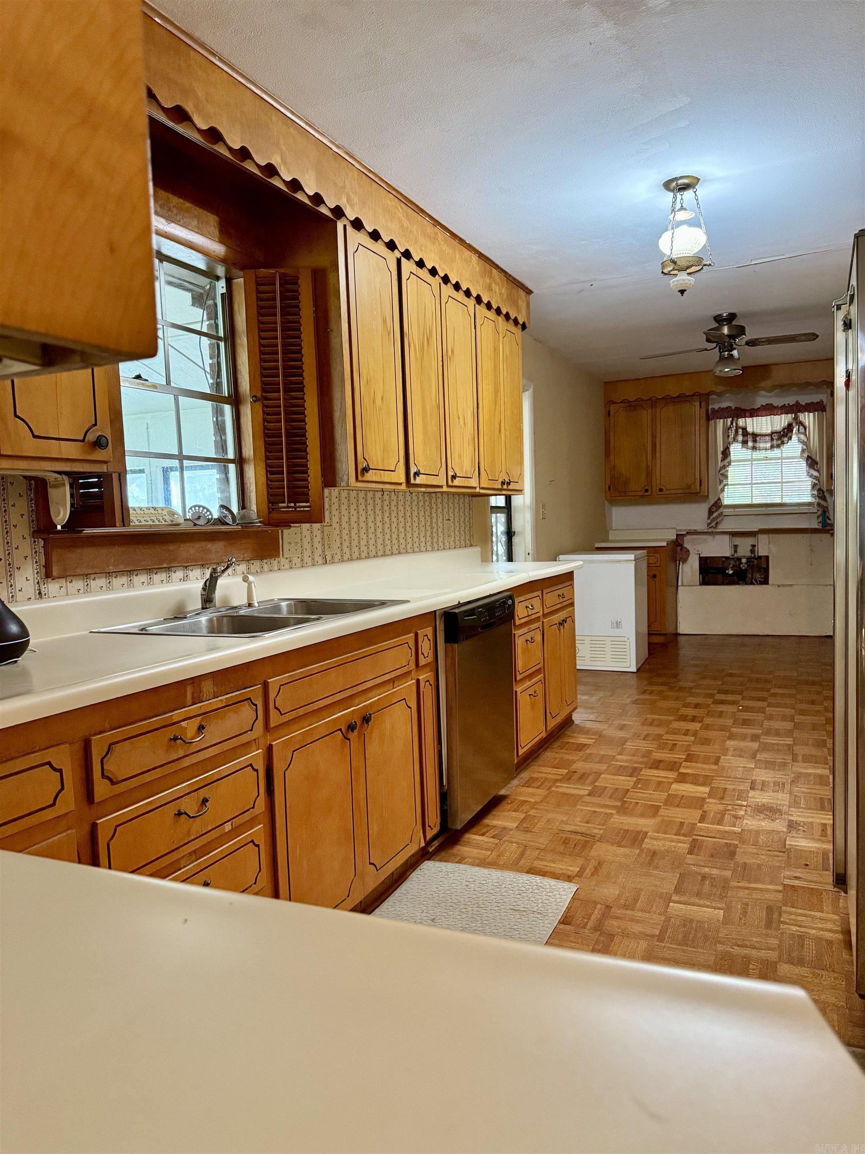 804 Searcy  Pangburn, AR