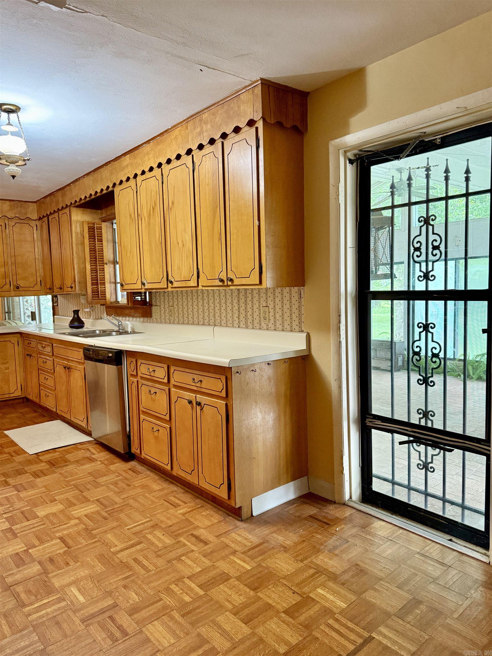 804 Searcy  Pangburn, AR